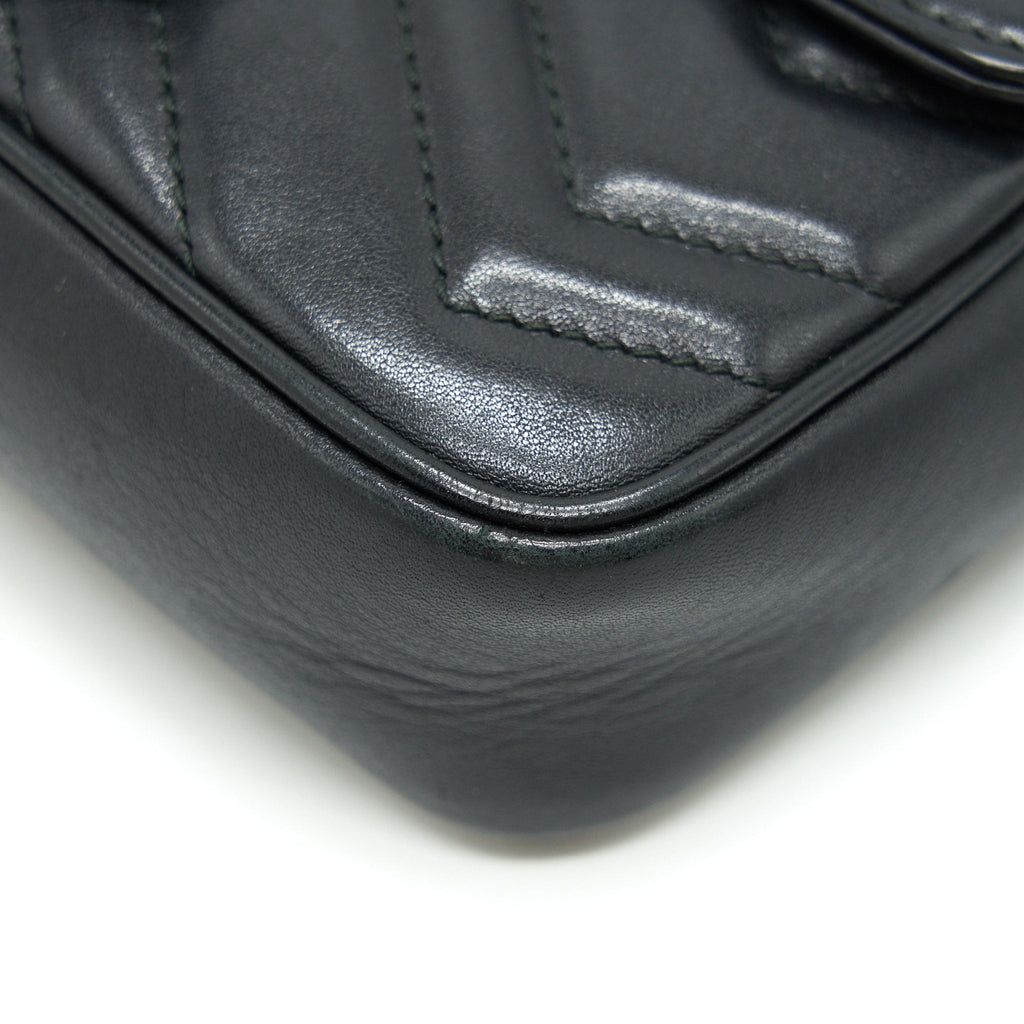 GUCCI GG MARMONT SUPER MINI LEATHER BAG BLACK