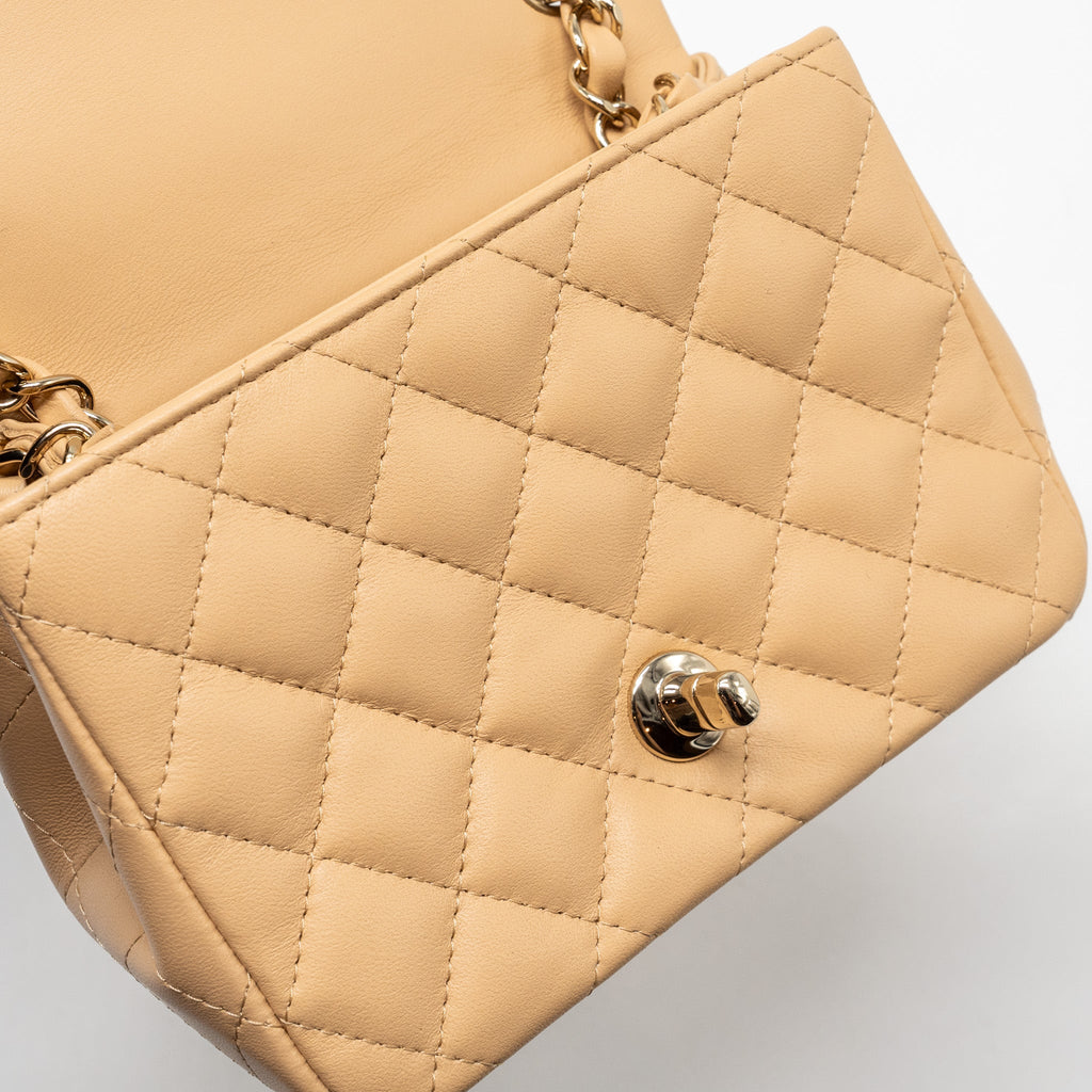 CHANEL 22C MINI SQUARE FLAP BAG LAMBSKIN BEIGE LGHW (MICROCHIP)