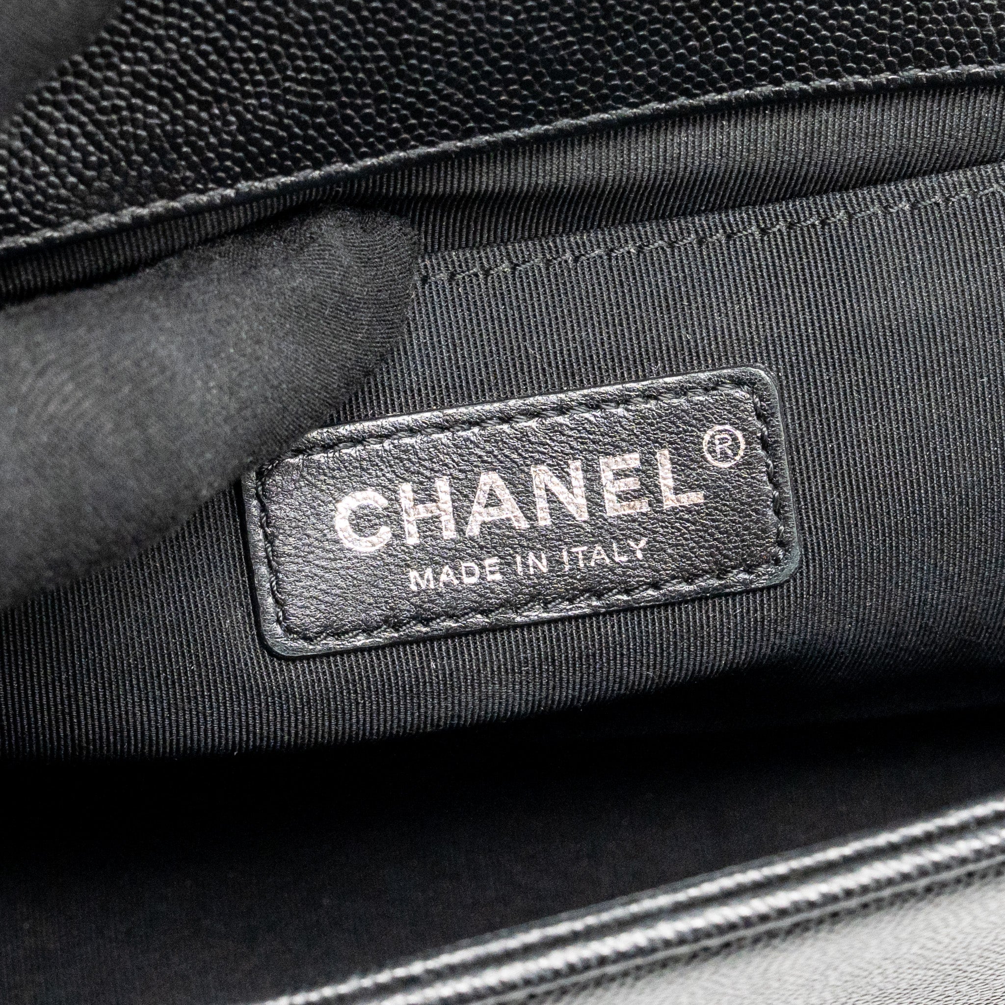 CHANEL MEDIUM BOY BAG CHEVRON CAVIAR BLACK RUTHENIUM SILVER HARDWARE