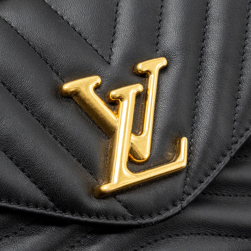 LOUIS VUITTON NEW WAVE PM CHAIN BAG CALFSKIN BLACK GHW (NEW VERSION)
