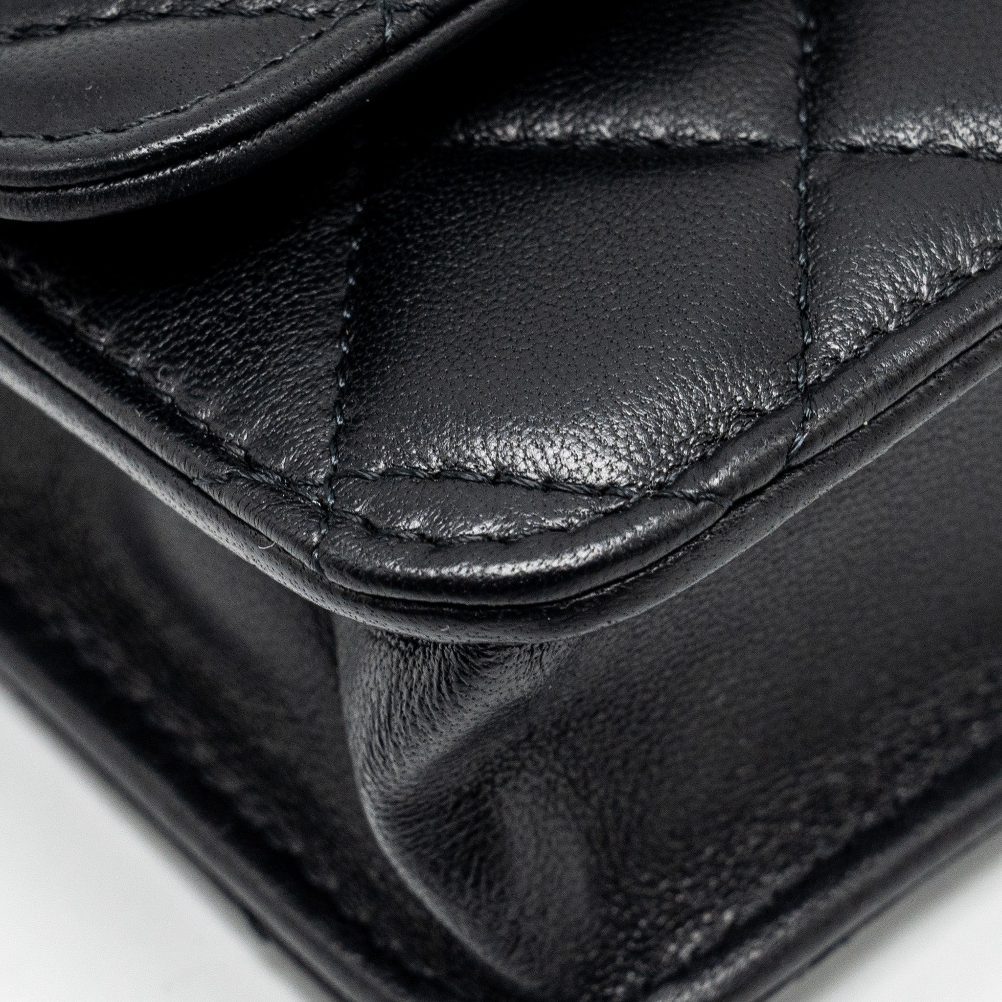 CHANEL PEARL CRUSH MINI FLAP WALLET WITH CHAIN LAMBSKIN BLACK GHW (MICROCHIP)