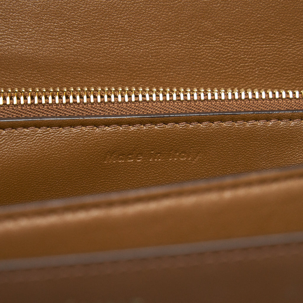 CELINE CLASSIC MEDIUM BOX BAG IN CARAMEL