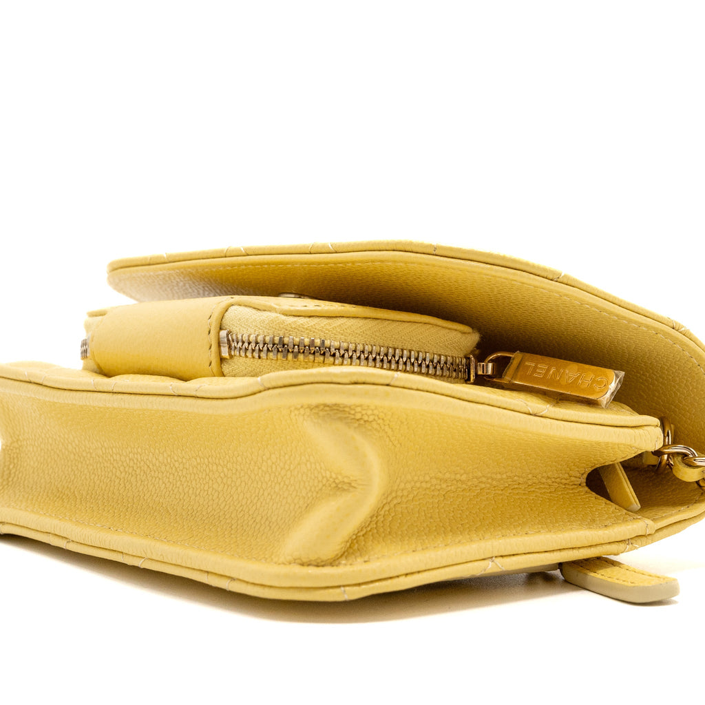 CHANEL MINI BUSINESS AFFINITY WALLET ON CHAIN CAVIAR YELLOW LGHW (MICROCHIP)
