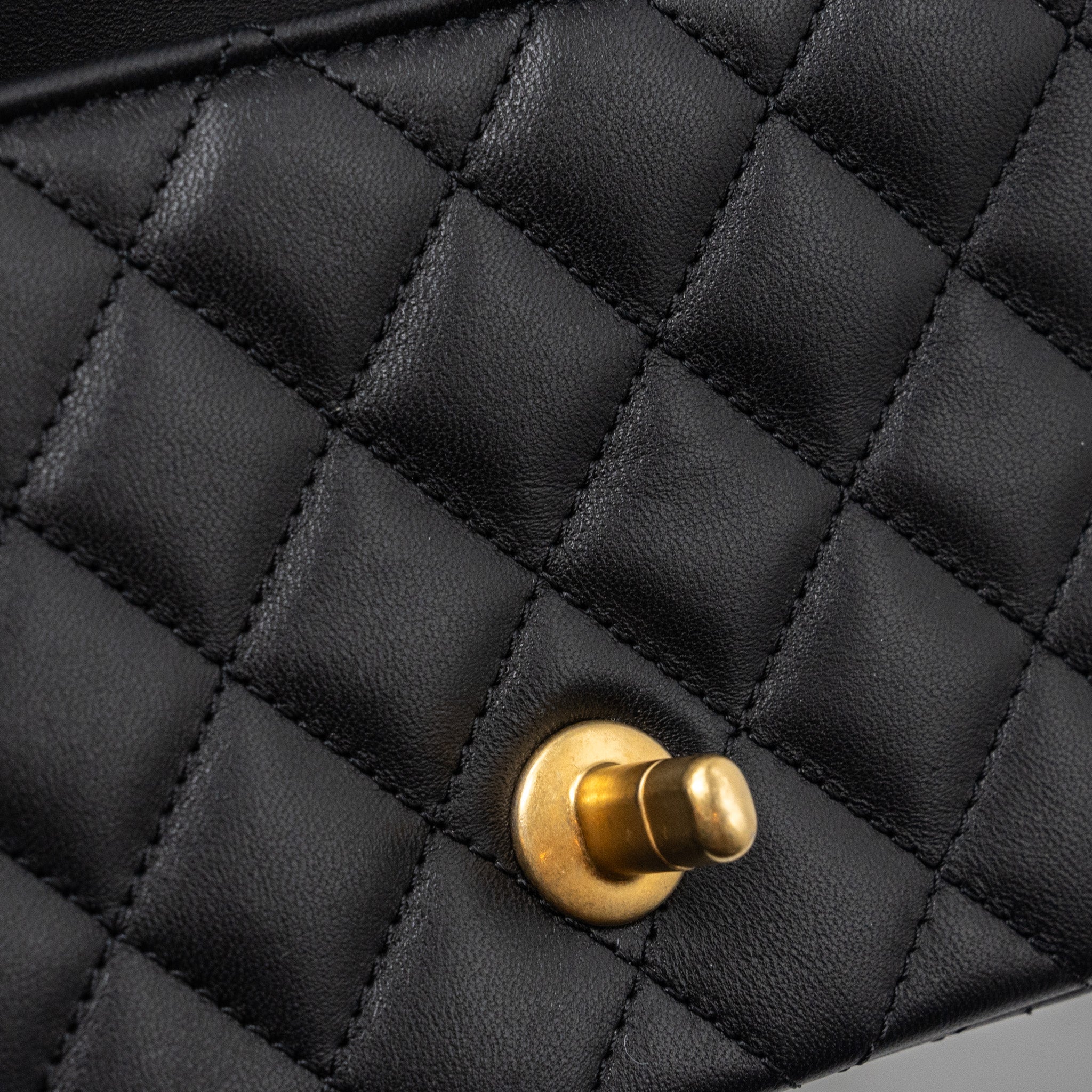 CHANEL PEARL CRUSH MINI RECTANGULAR LAMBSKIN BLACK BRUSHED GHW(MICROCHIP)