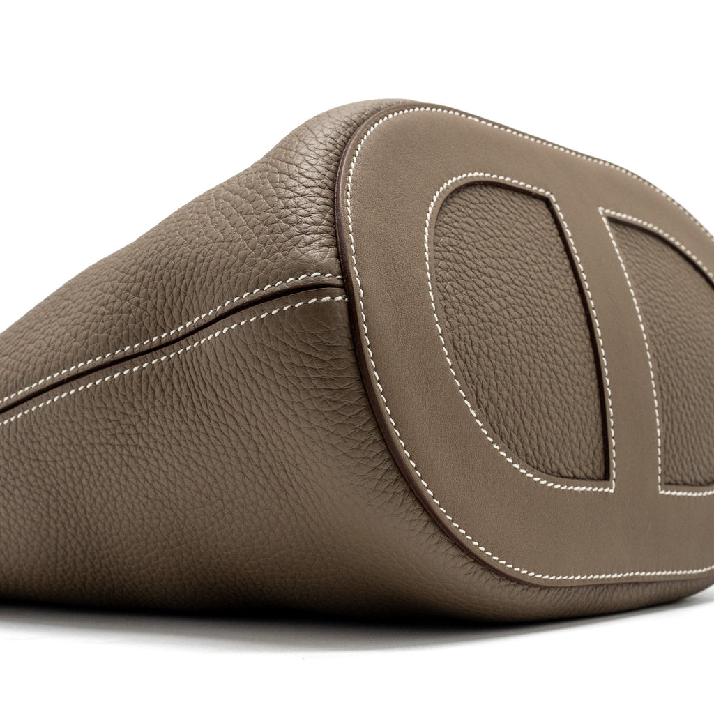 HERMES IN-THE-LOOP 23 BAG CLEMENCE ETOUPE SHW