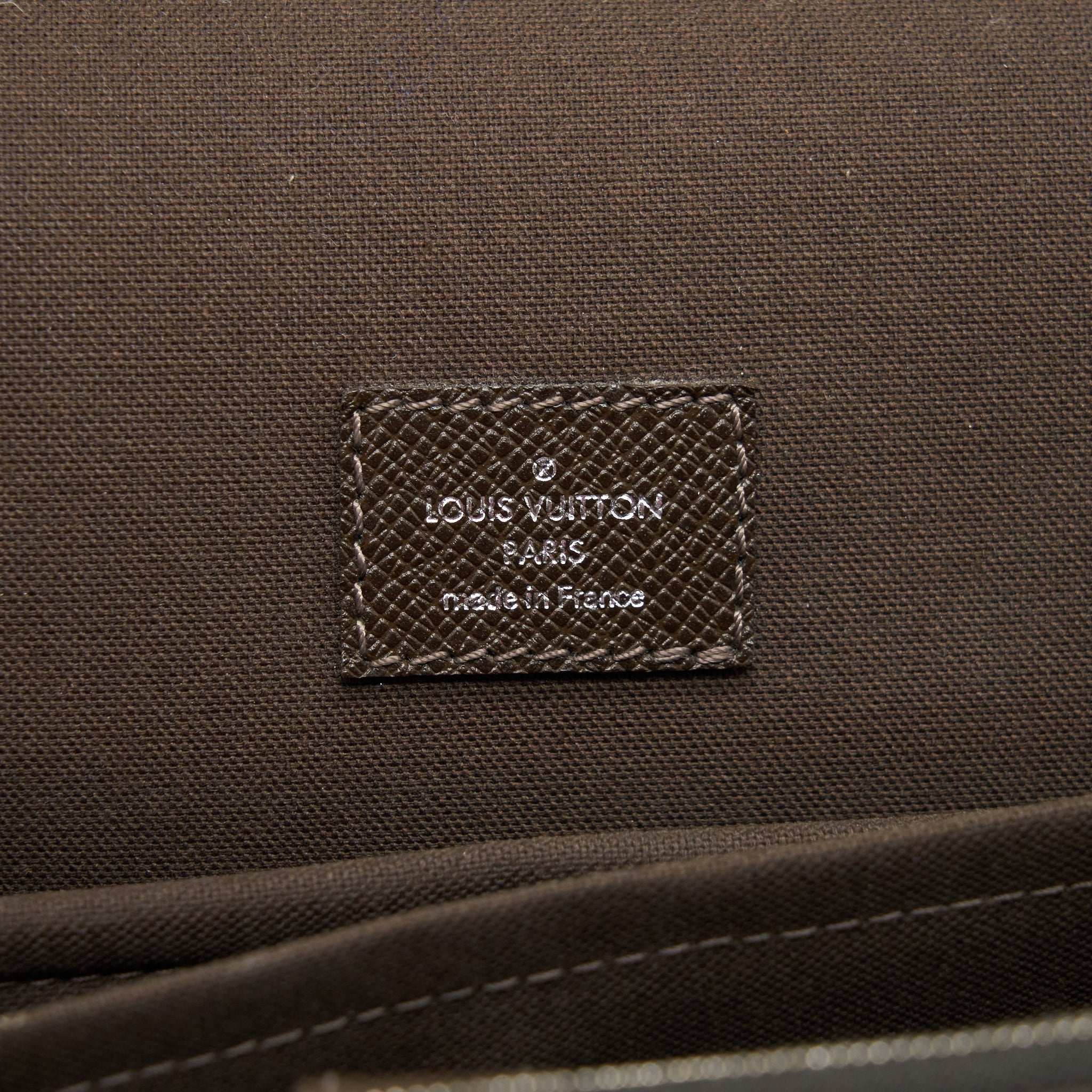 LOUIS VUITTON MEN’S LARGE BRIEFCASE WITH SHOULDER STRAP DARK BROWN SHW