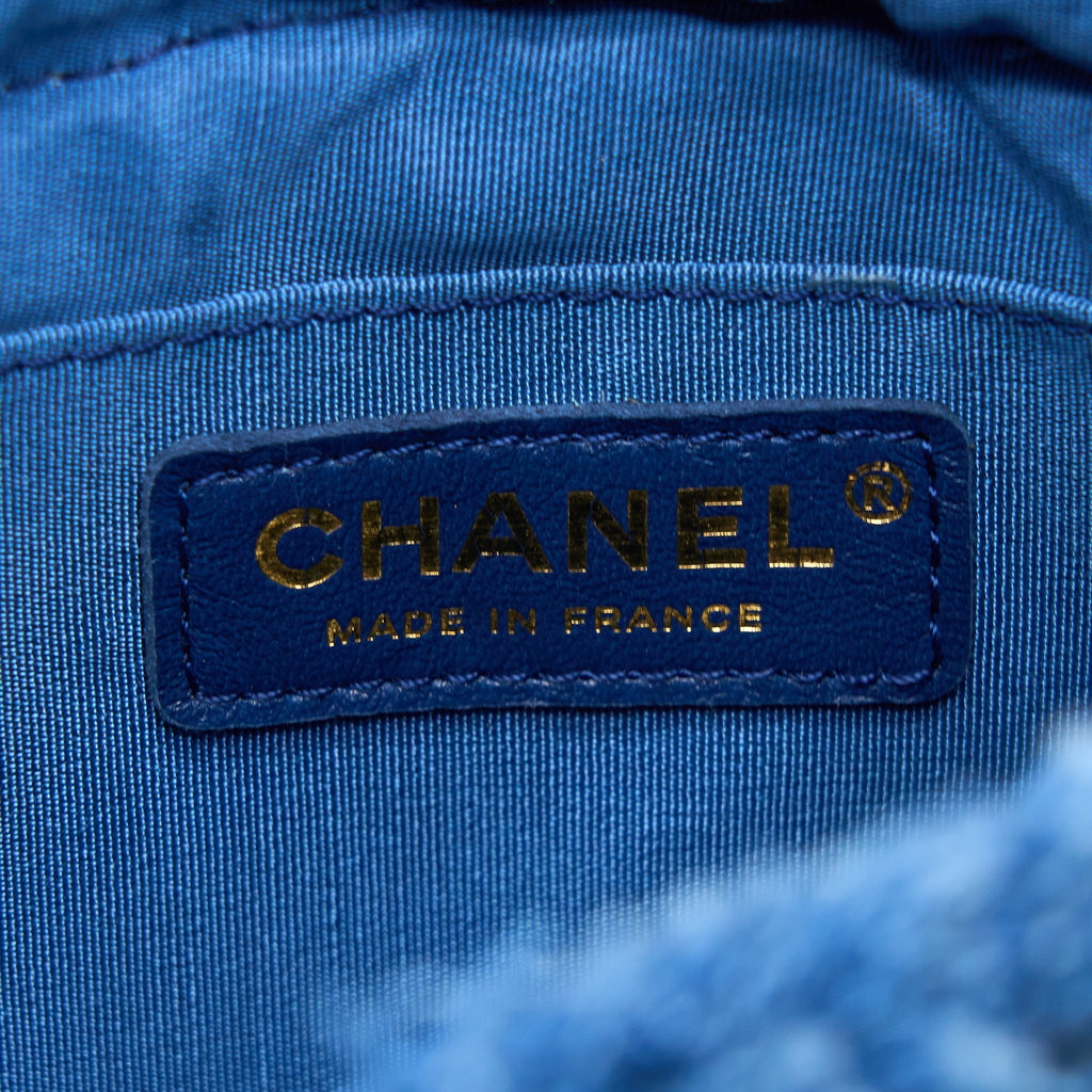 CHANEL 22P SMALL BLUE DENIM BUCKET BAG LGHW (MICROCHIP)