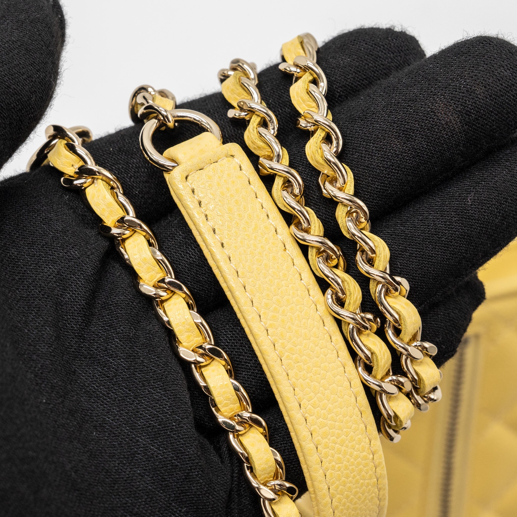 CHANEL MINI BUSINESS AFFINITY WALLET ON CHAIN CAVIAR YELLOW LGHW (MICROCHIP)