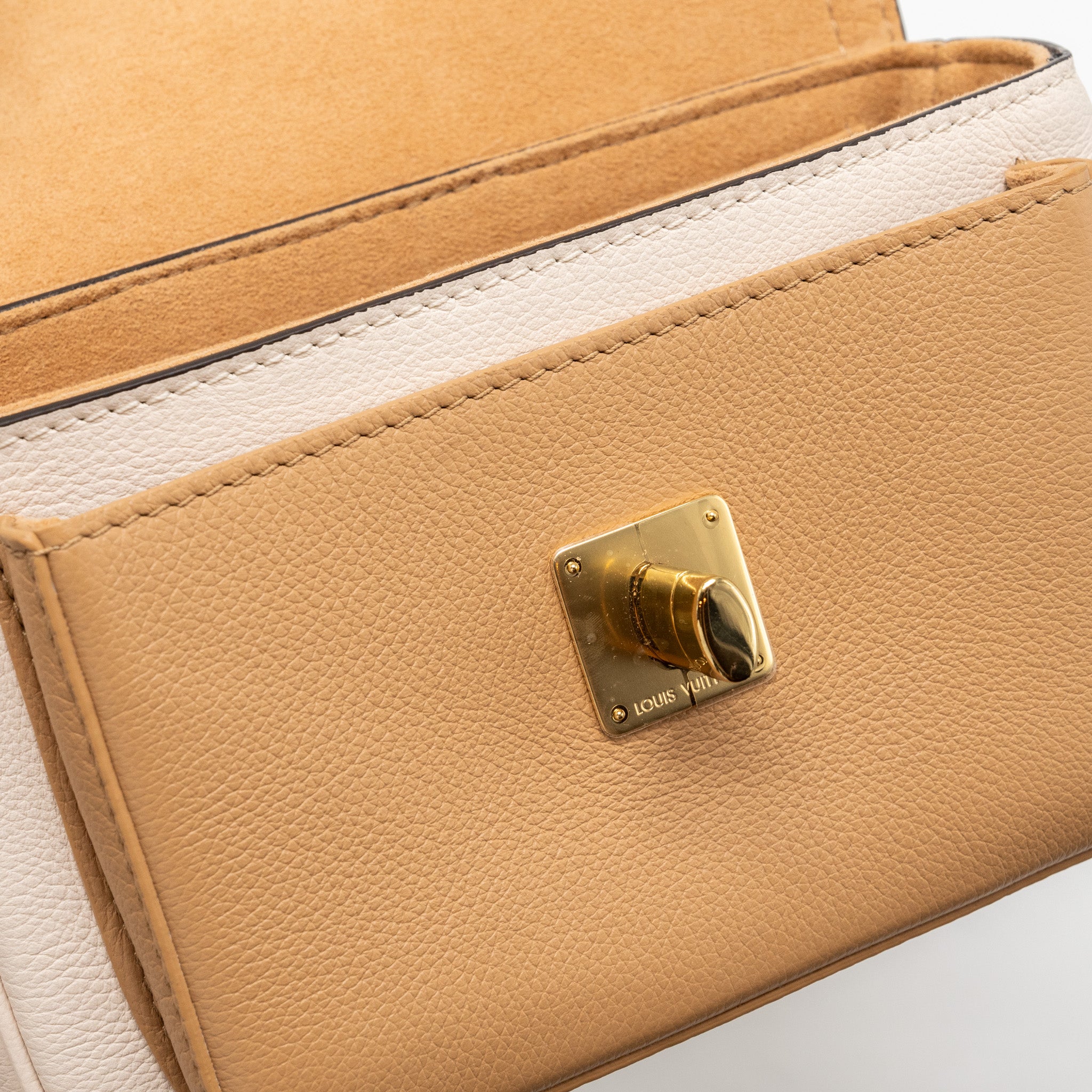 LOUIS VUITTON LOCKME TENDER GRAINED CALFSKIN BEIGE MULTICOLOUR GHW