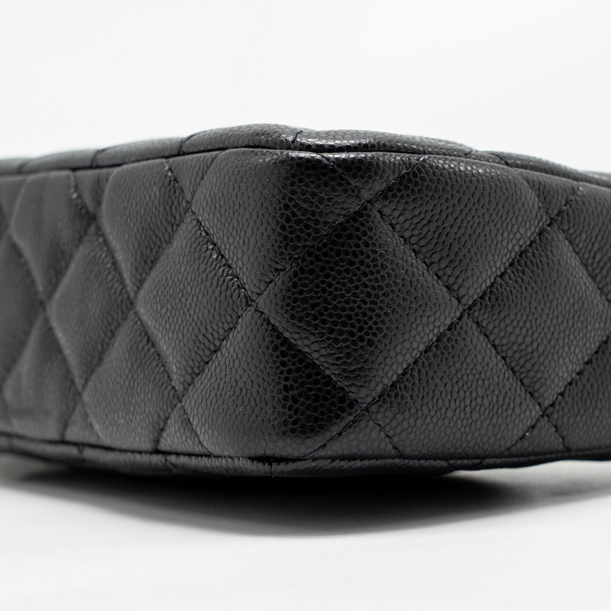 CHANEL CLUTCH BAG WITH CHAIN CAVIAR BLACK LGHW (MICROCHIP)