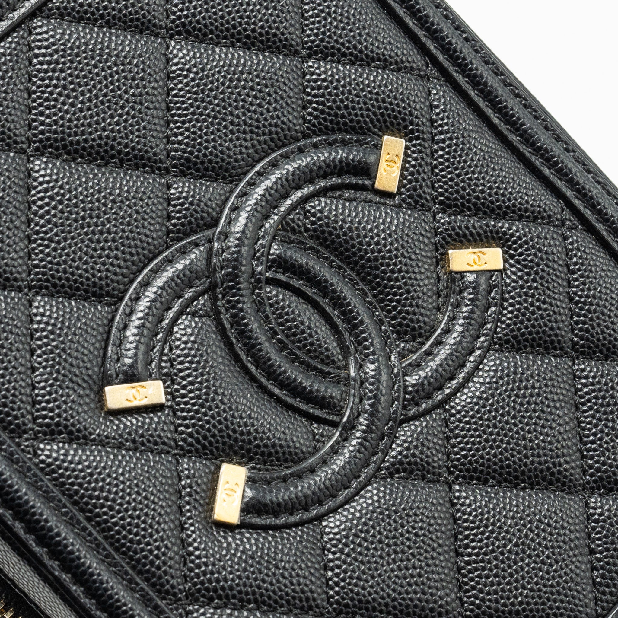 CHANEL FILIGREE VERTICAL VANITY CASE CAVIAR BLACK GHW