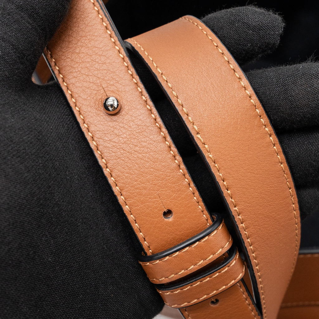 LOEWE SMALL HAMMOCK BAG CALFSKIN CARAMEL SHW