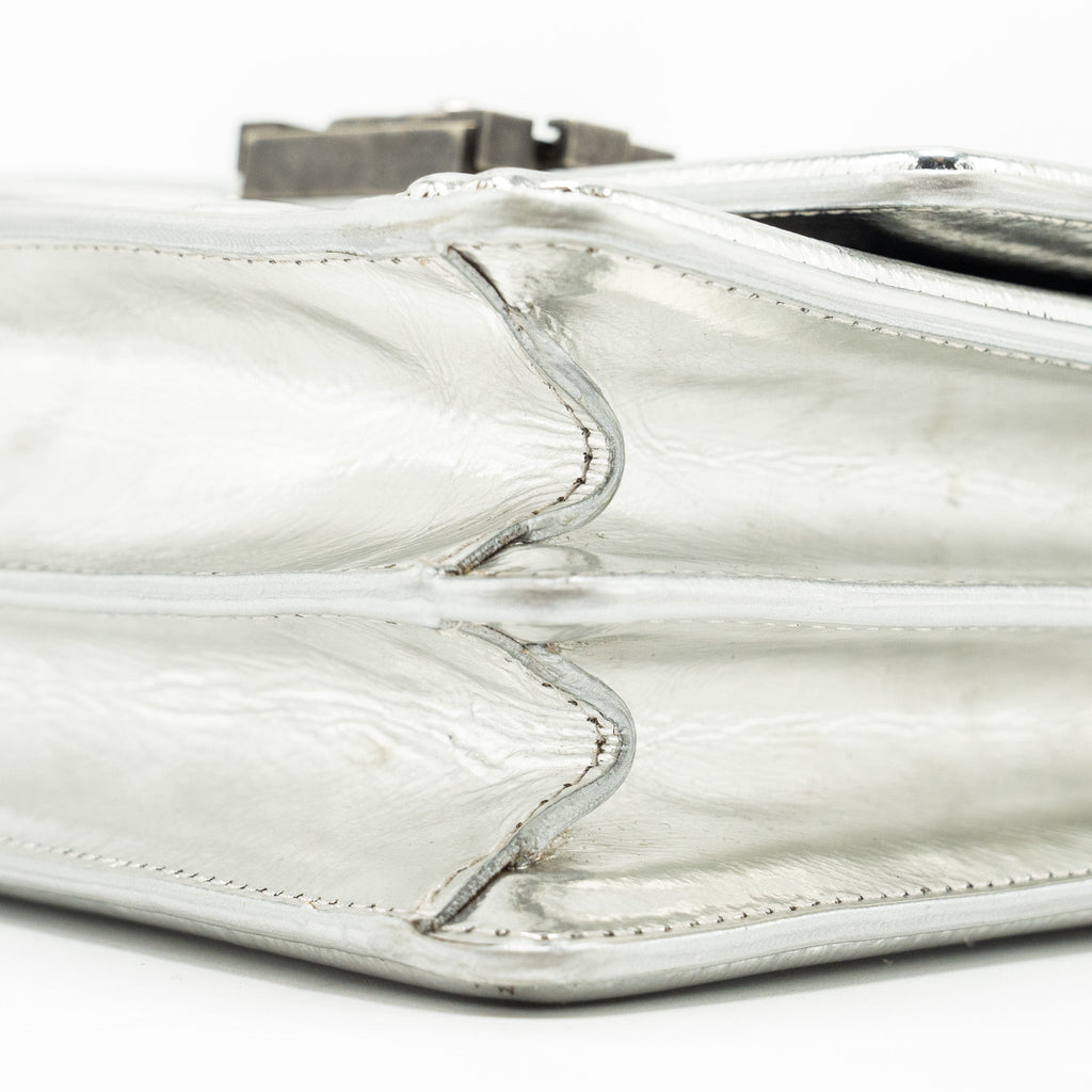 CHANEL BOY NORTH SOUTH FLAP BAG PATENT /GOATSKIN SILVER RUTHENIUM HARDWARE