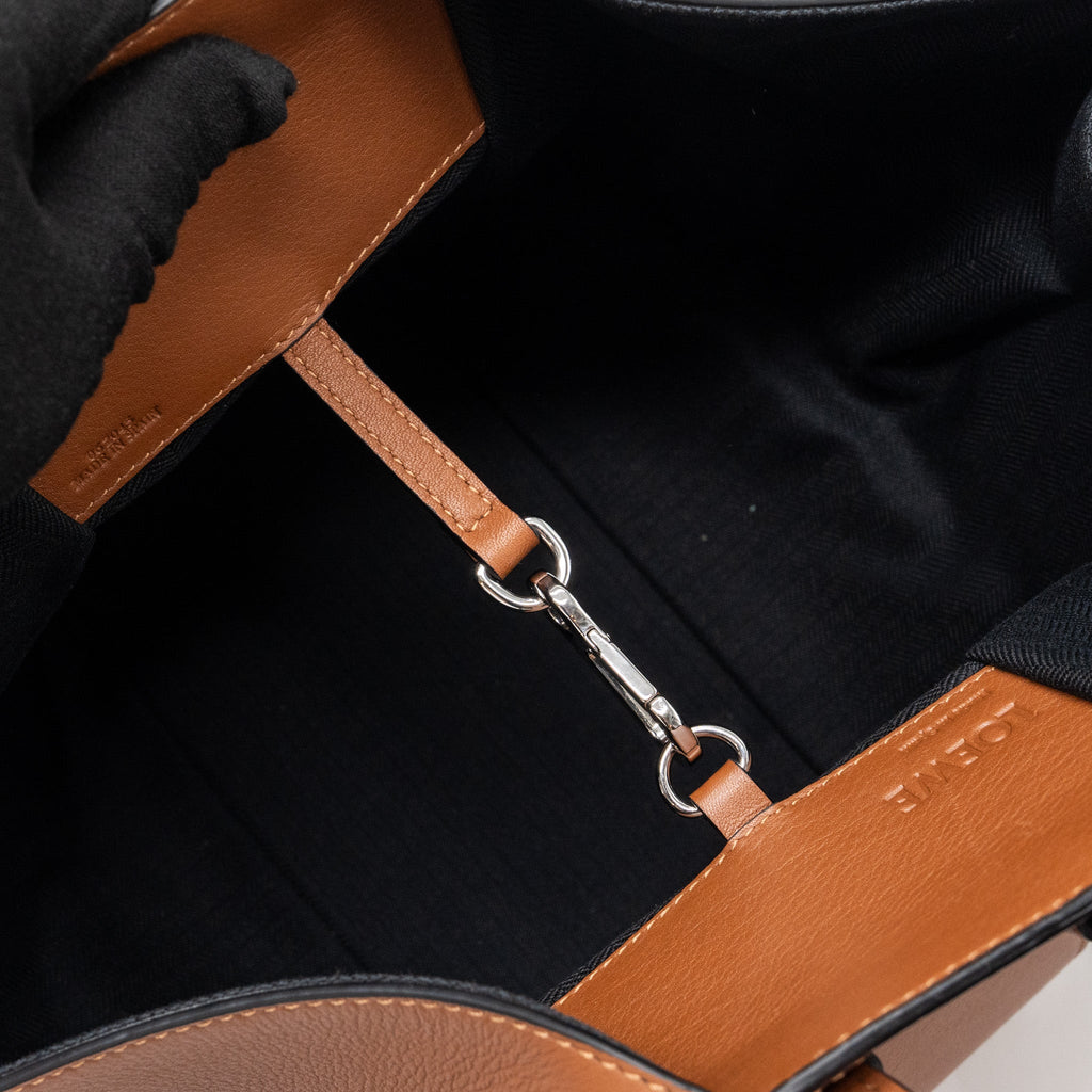 LOEWE SMALL HAMMOCK BAG CALFSKIN CARAMEL SHW