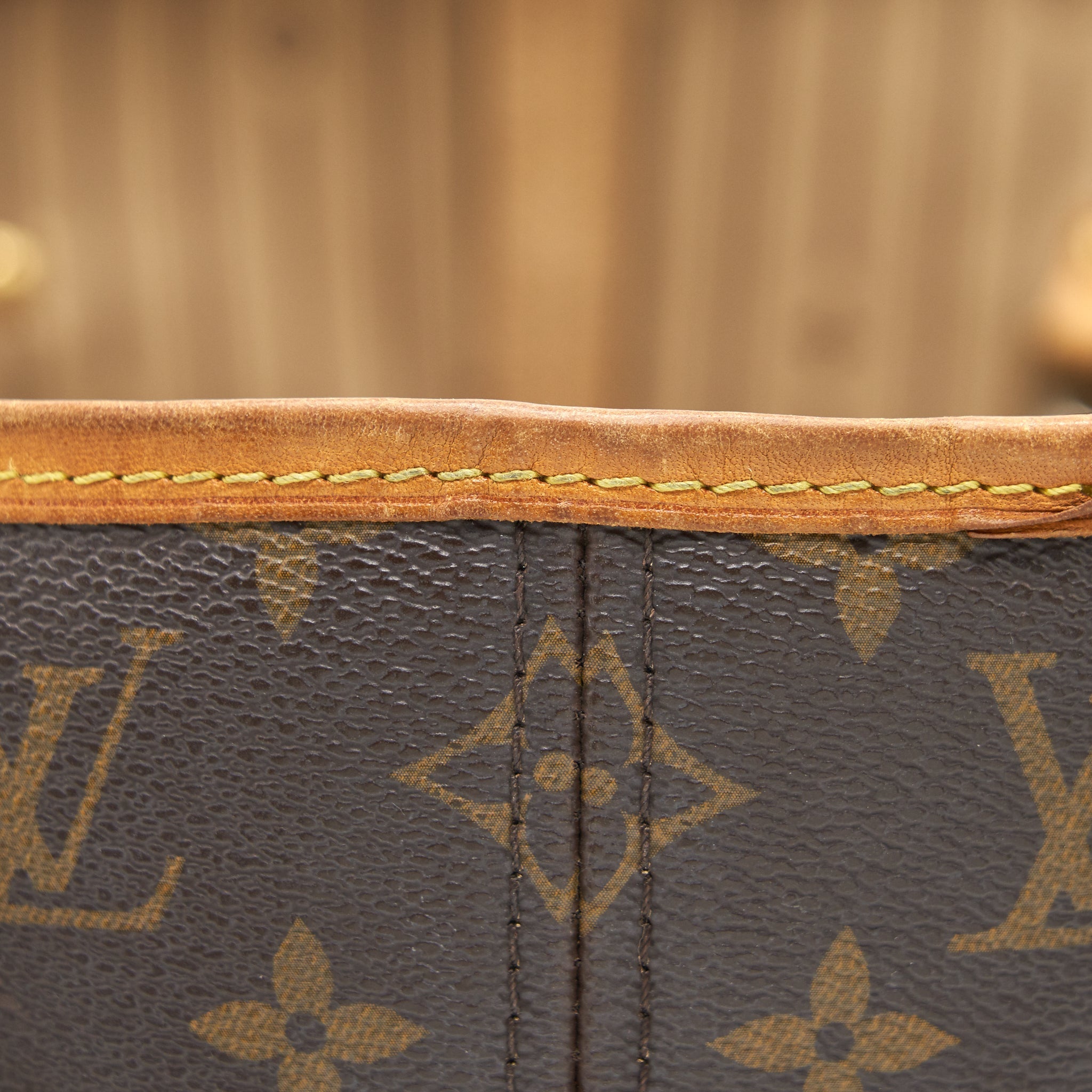 LOUIS VUITTON NEVERFULL MM MONOGRAM CANVAS