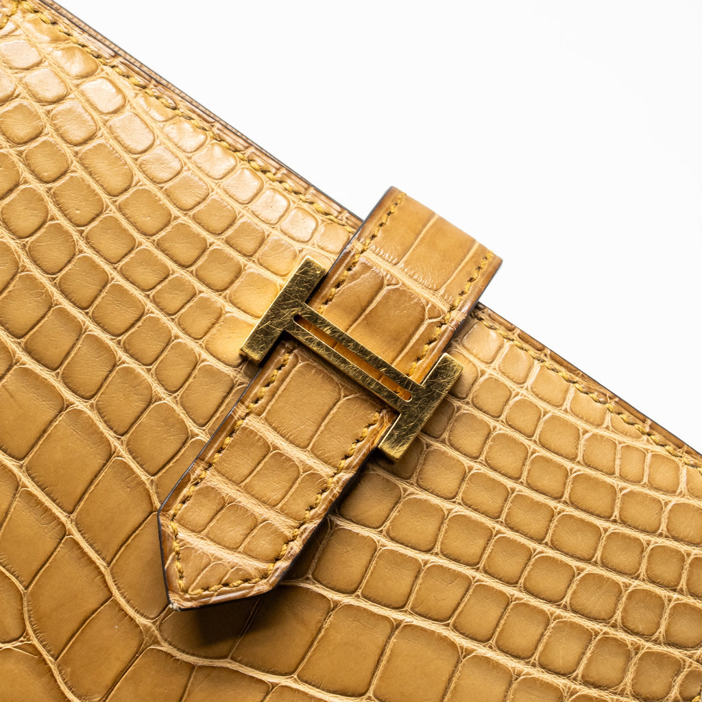 HERMES BEARN COMPACT WALLET MAT ALLIGATOR MISSISSIPPIENSIS KRAFT GHW