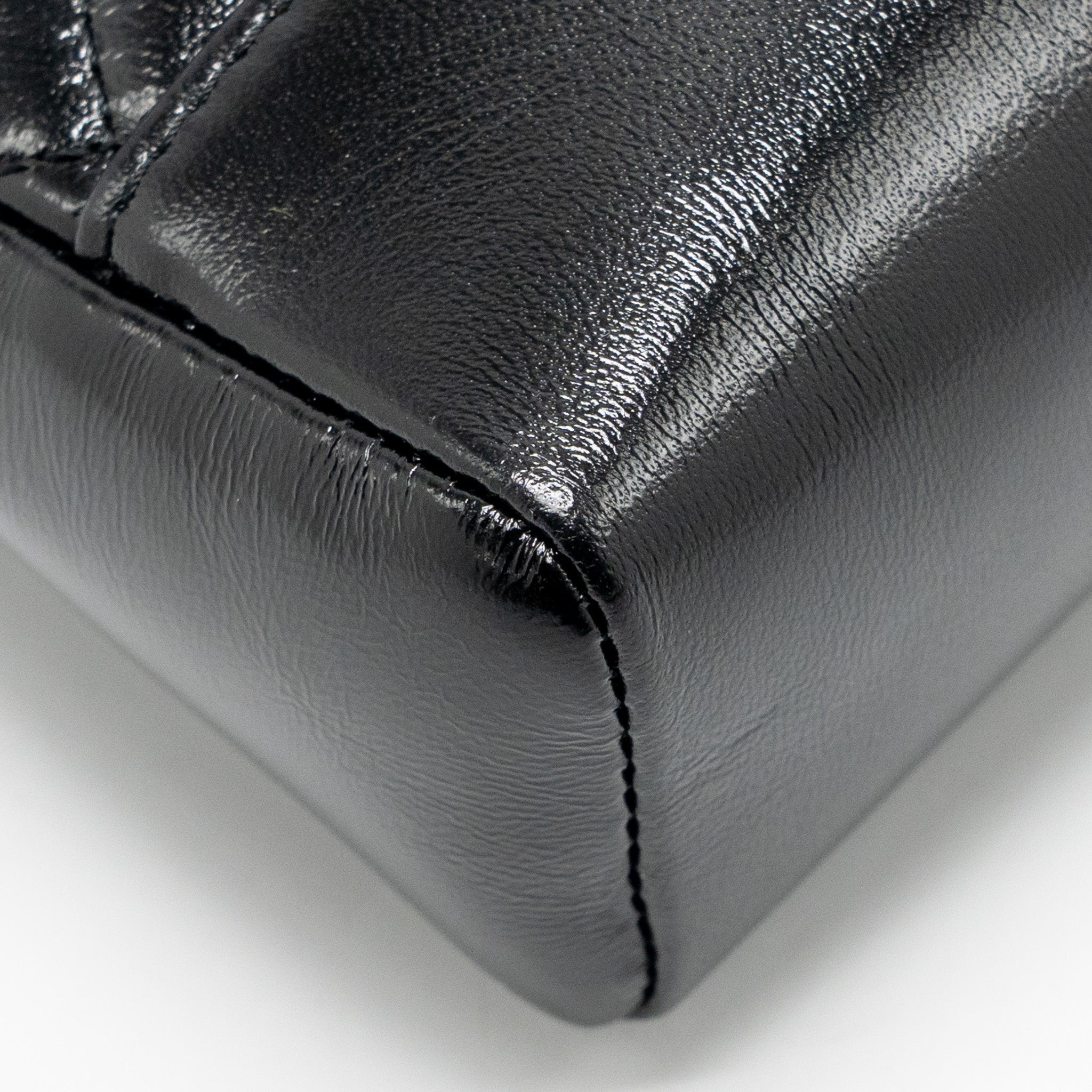 CHANEL 25P MINI 31 BAG SHINY LAMBSKIN BLACK LGHW (MICROCHIP)