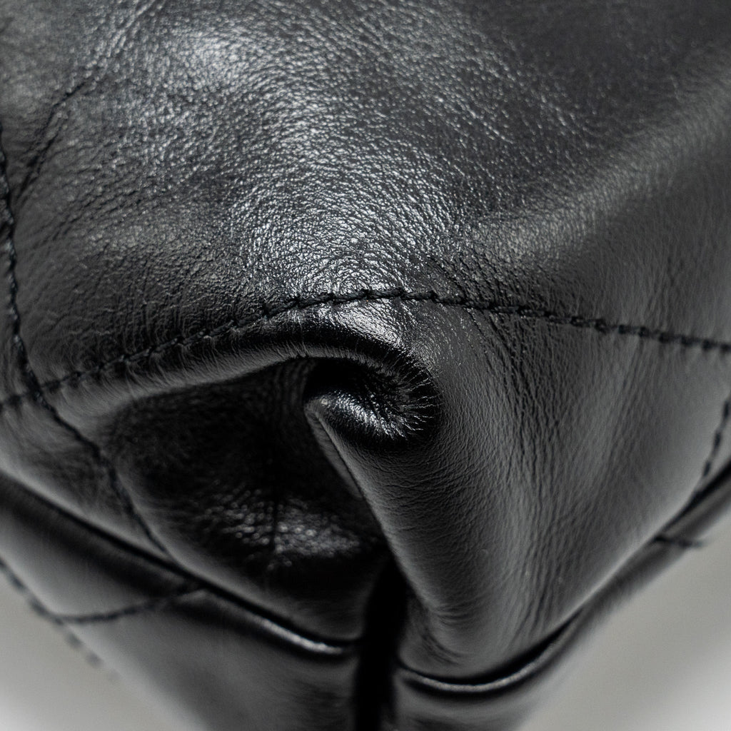 CHANEL MINI 22 BAG SHINY CALFSKIN BLACK SHW (MICROCHIP)