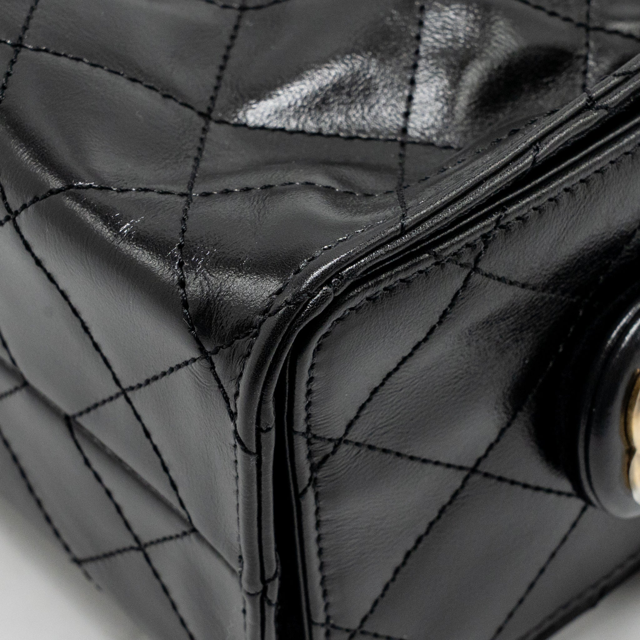 CHANEL MINI 25 BAG AGED CALFSKIN BLACK MULTICOLOUR HARDWARE (MICROCHIP)