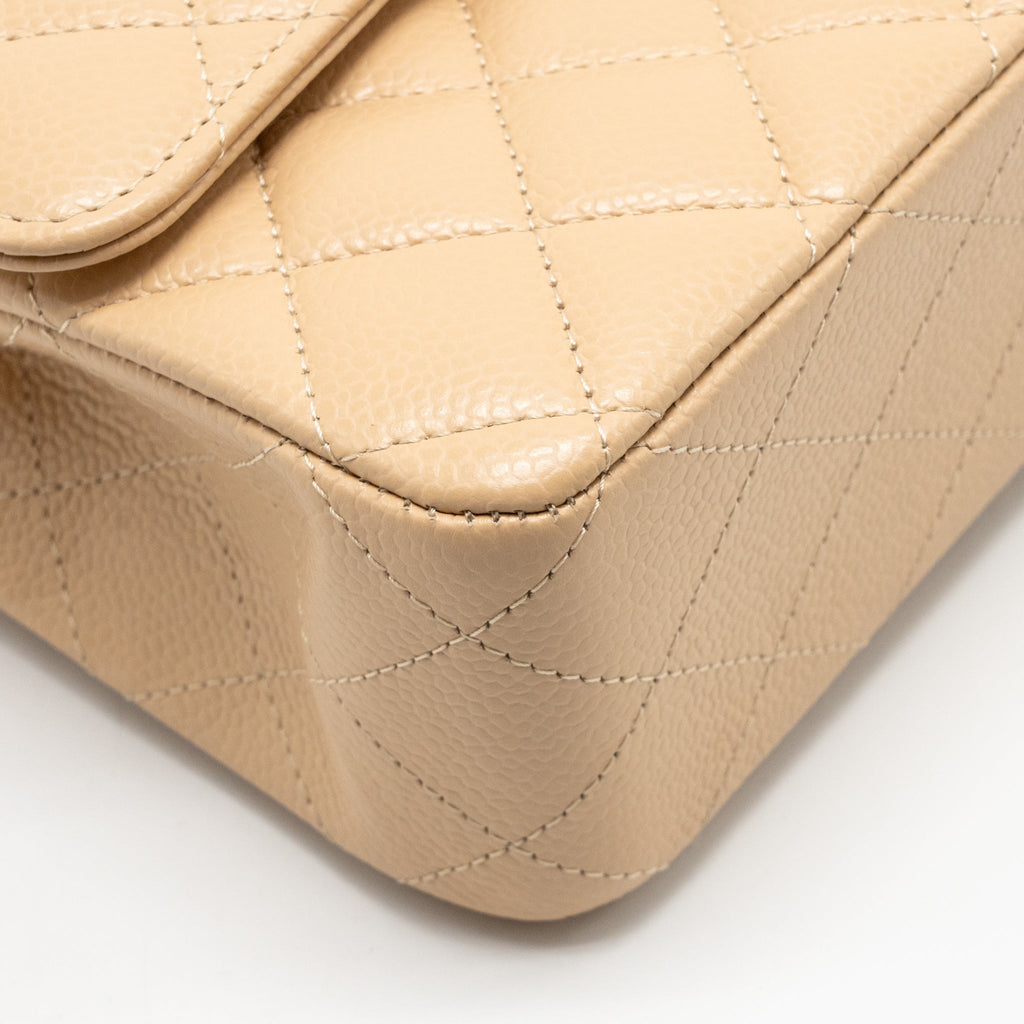 CHANEL MEDIUM CLASSIC DOUBLE FLAP BAG CAVIAR BEIGE SHW (MICROCHIP)