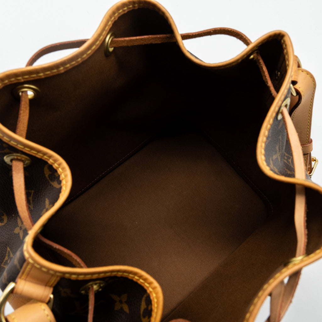 LOUIS VUITTON PETIT NOE MONOGRAM CANVAS GHW