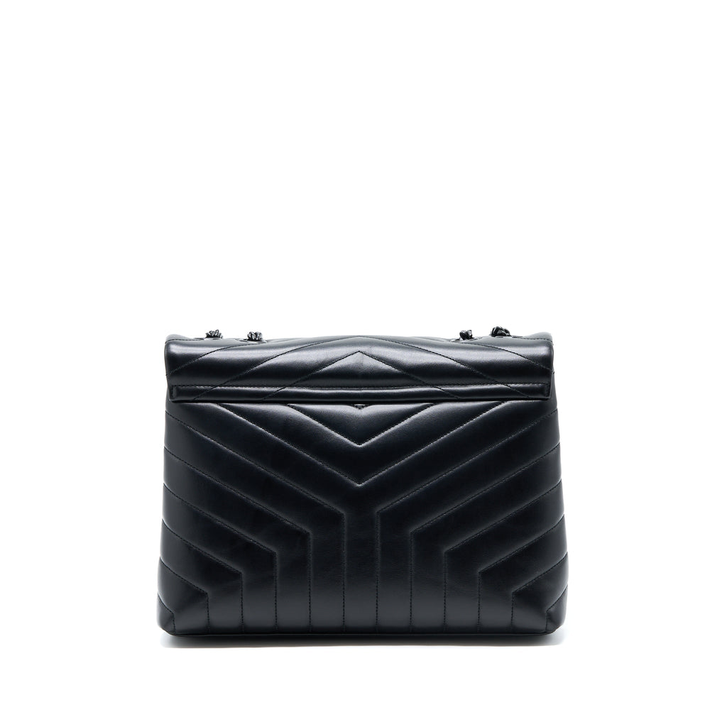 SAINT LAURENT / YSL MEDIUM LOULOU SHOULDER BAG CALFSKIN BLACK WITH BLACK HARDWARE
