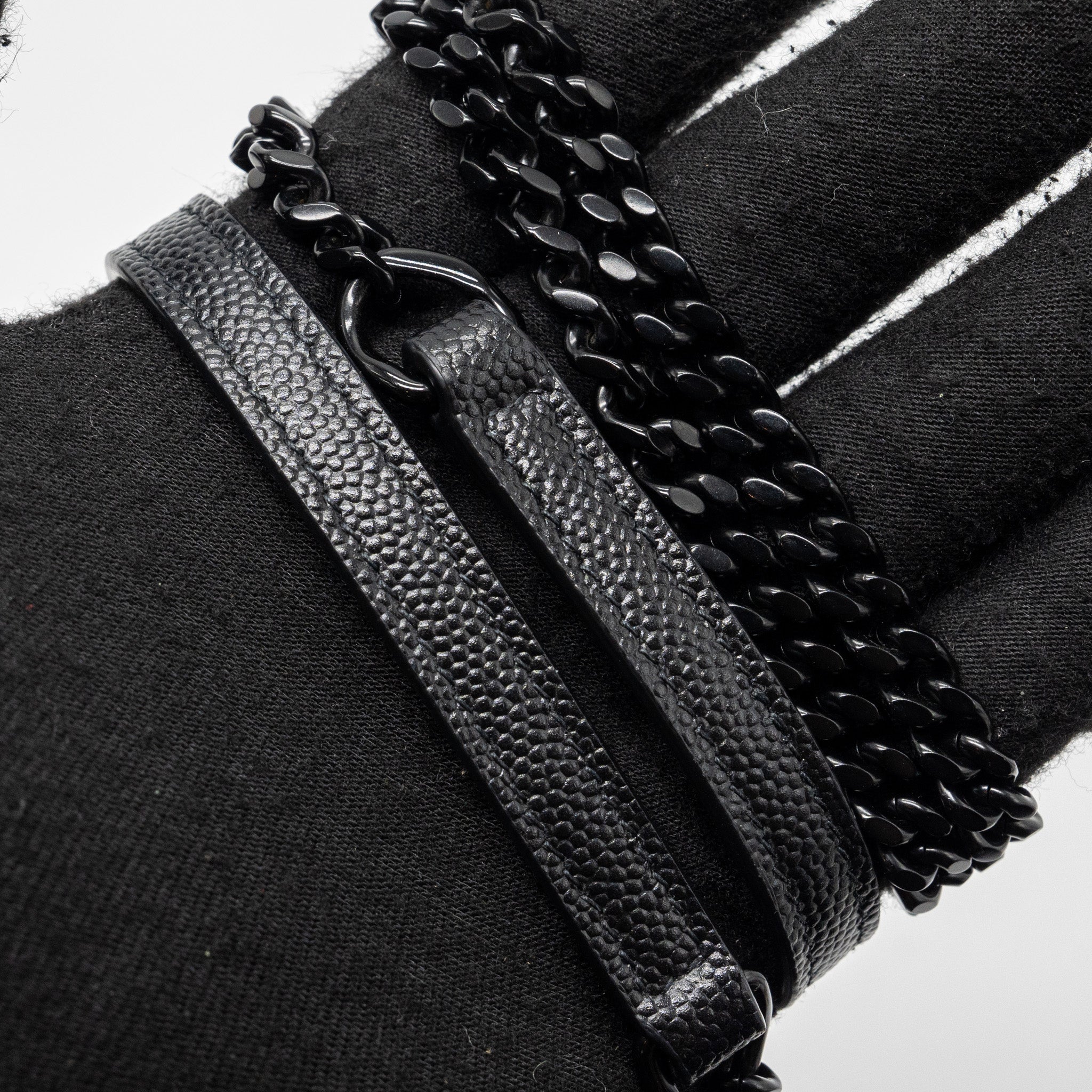 SAINT LAURENT/YSL ENVELOPE CHAIN WALLET CALFSKIN BLACK / BLACK HARDWARE