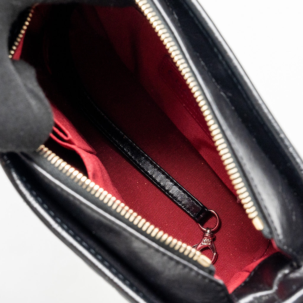 CHANEL SMALL CHEVRON GABRIELLE BAG CALFSKIN BLACK MULTICOLOUR HARDWARE