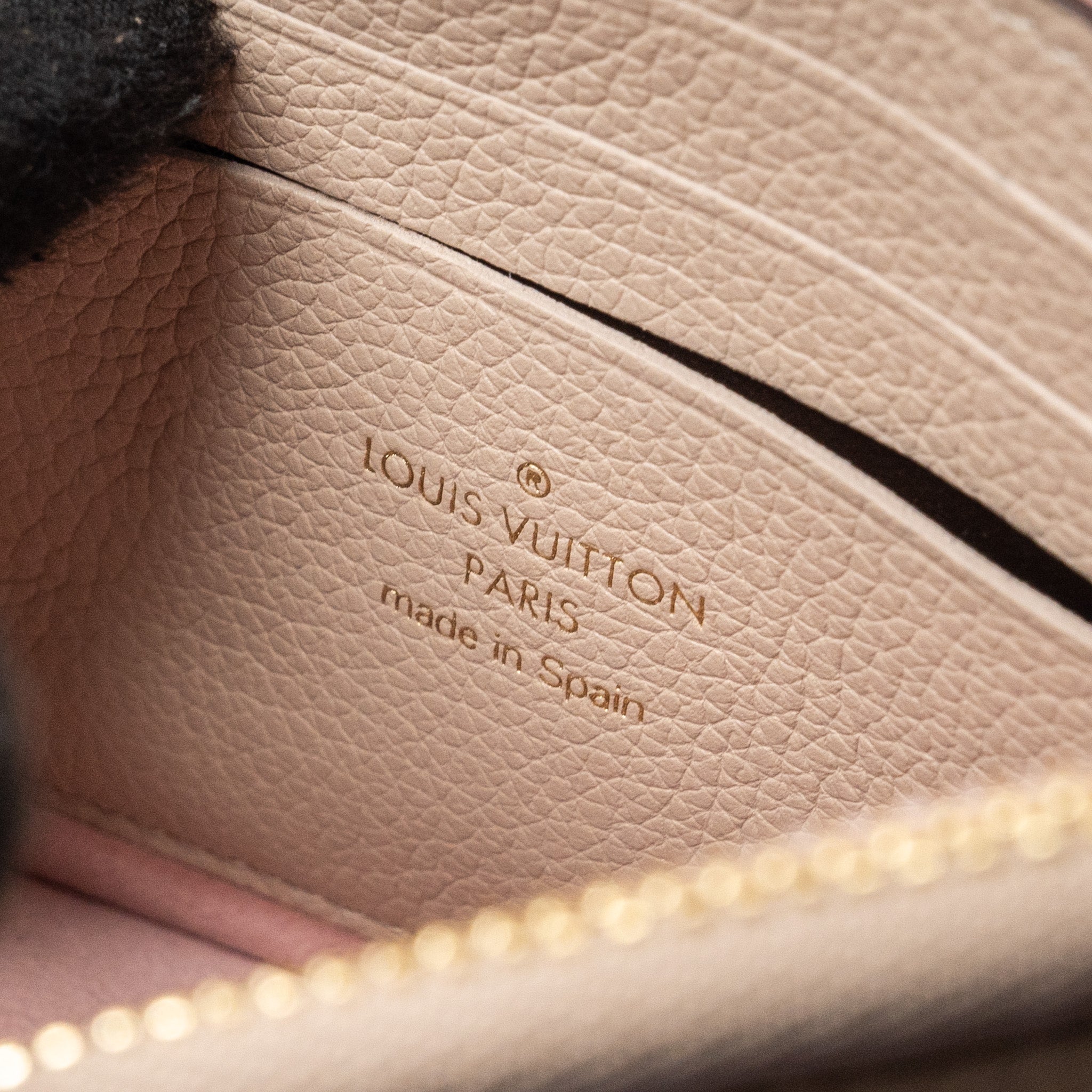 LOUIS VUITTON MYLOCKME CHAIN POCHETTE CALFSKIN GREIGE BEIGE GHW