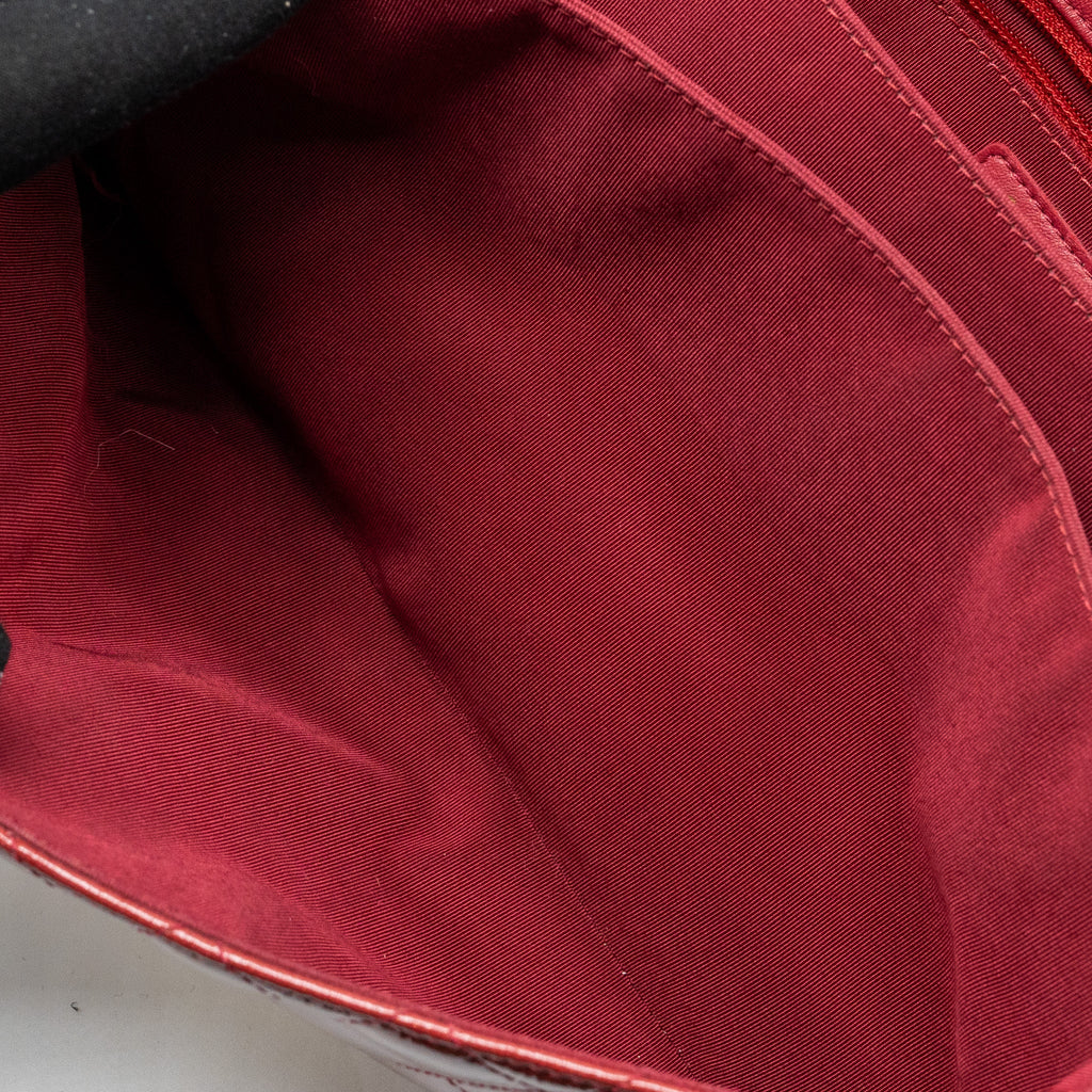 CHANEL SEASONAL FLAP BAG PATENT GOATSKIN/LAMBSKIN RED GHW