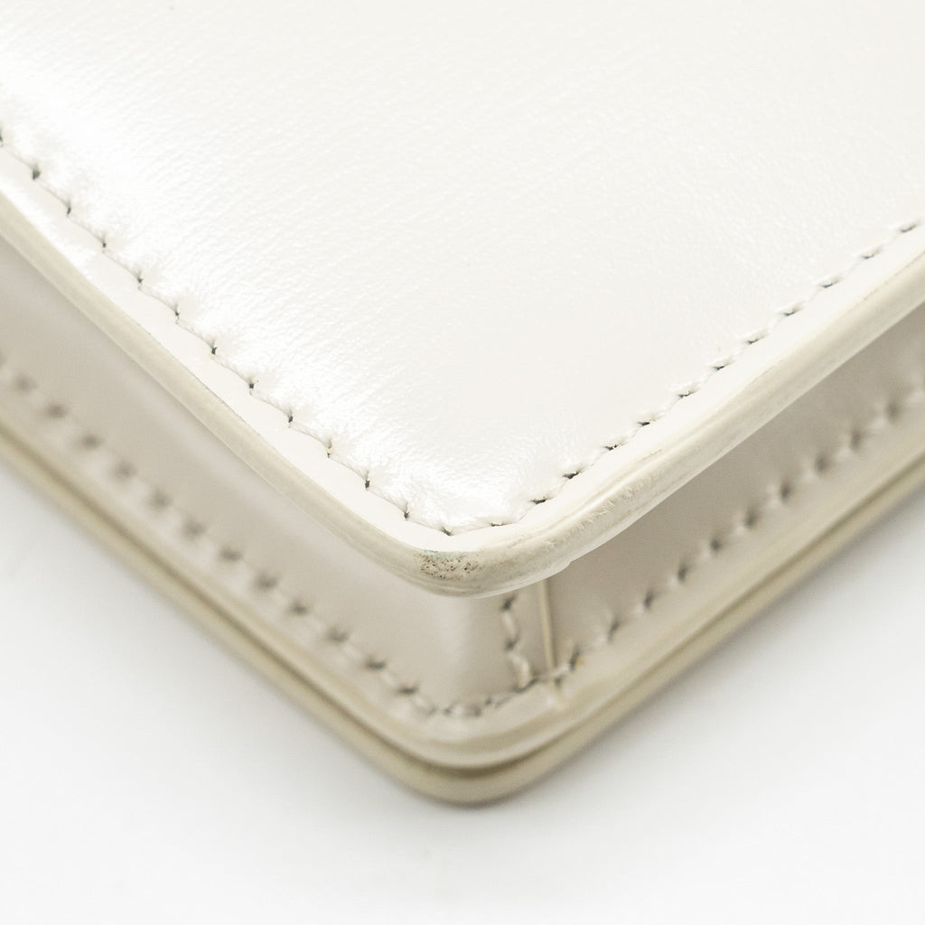 CELINE TRAPEZE TRIOMPHE SHOULDER BAG SHINY CALFSKIN WHITE SHW
