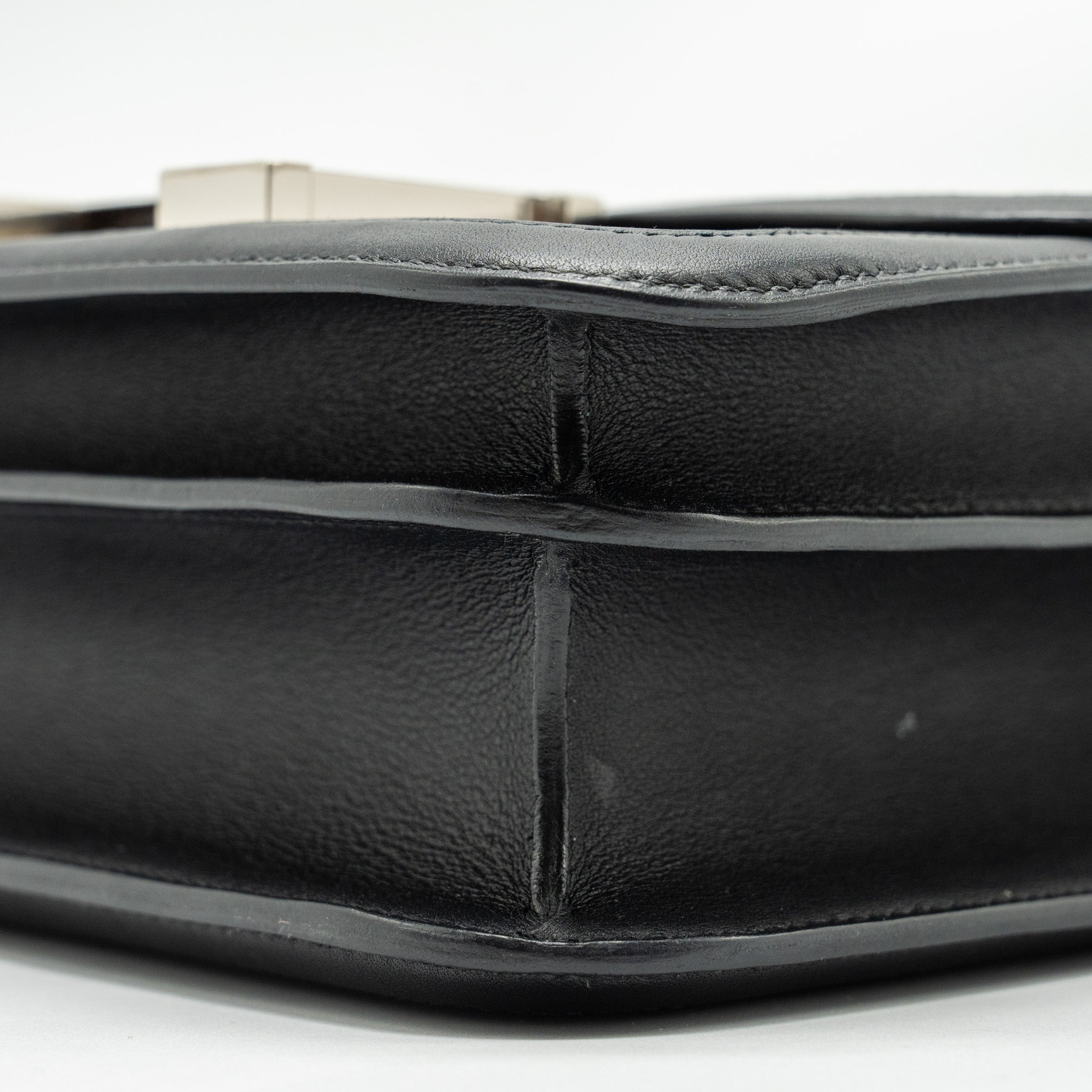 HERMES CONSTANCE 24 TOILE H BERLINE/PLUME/SWIFT BLACK SHW