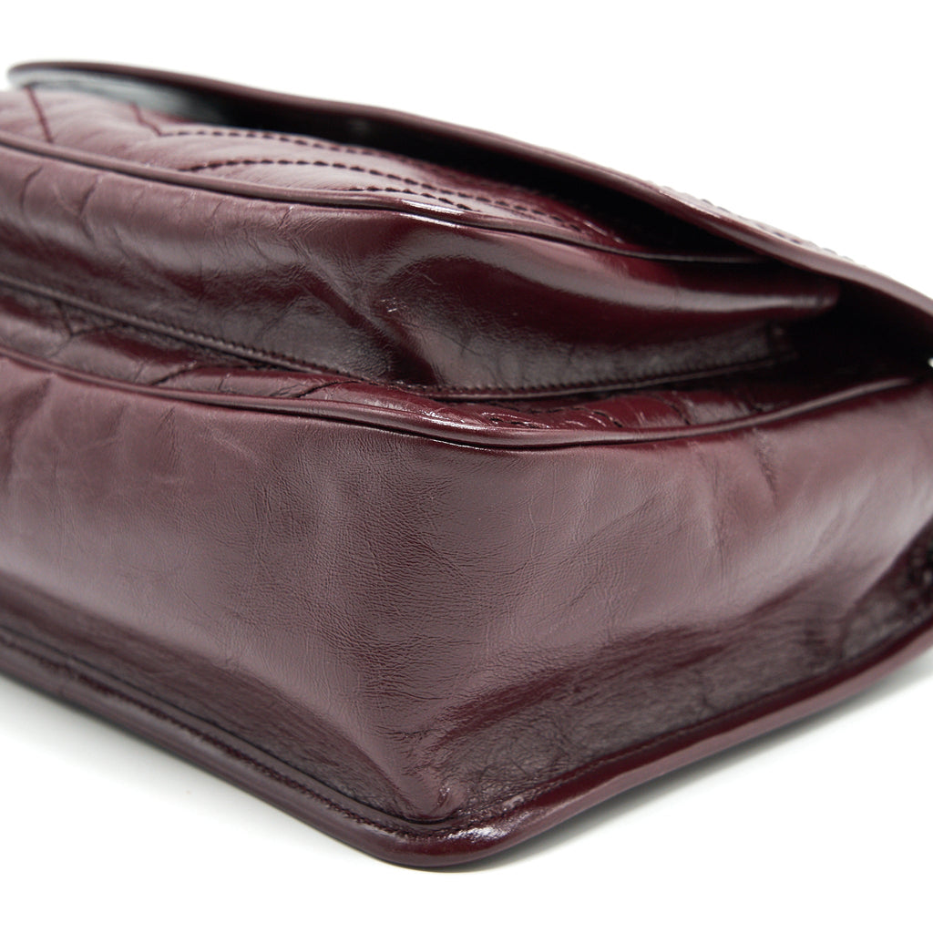 SAINT LAURENT MEDIUM NIKI SHINNY LEATHER BURGUNDY
