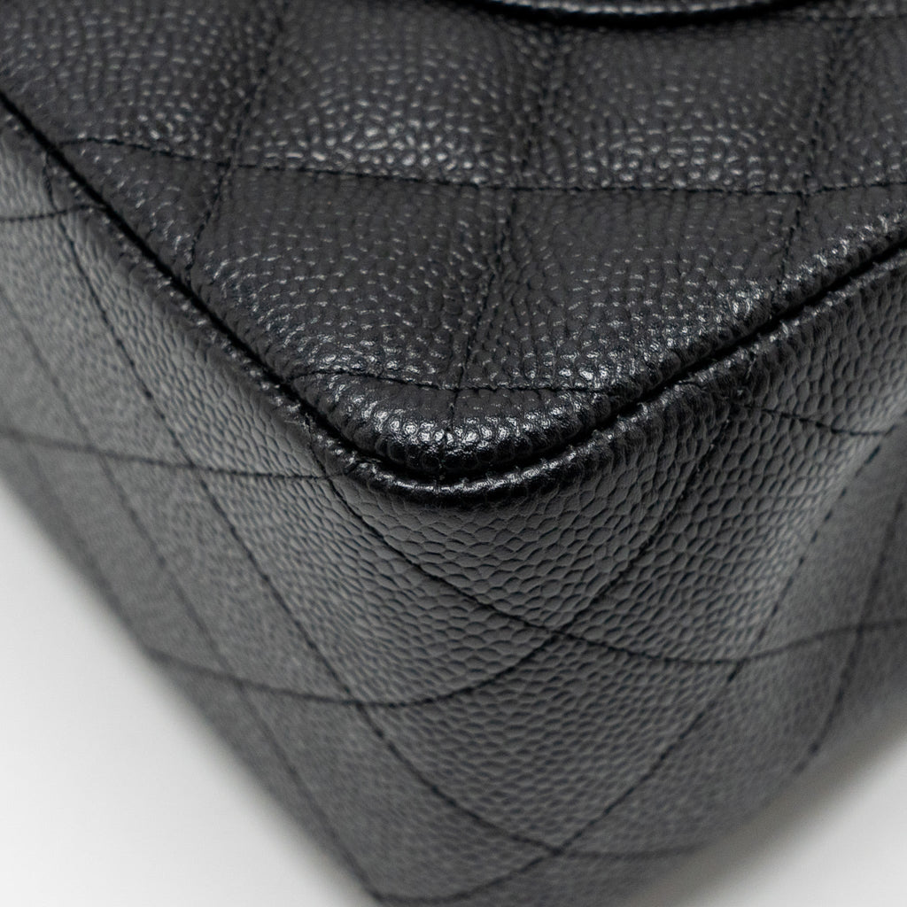 CHANEL JUMBO CLASSIC DOUBLE FLAP BAG CAVIAR BLACK GHW