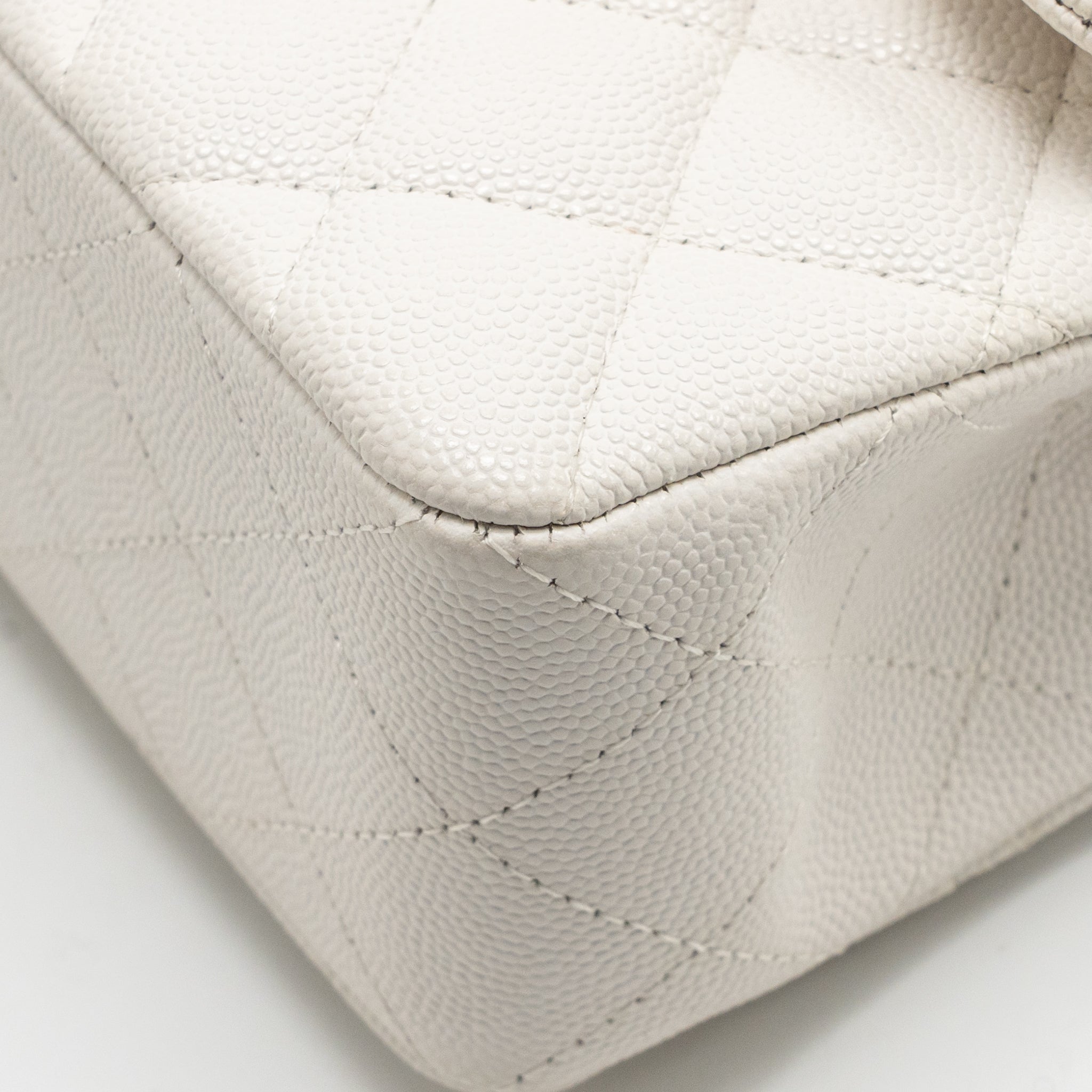 CHANEL SMALL CLASSIC DOUBLE FLAP BAG CAVIAR WHITE LGHW (MICROCHIP)