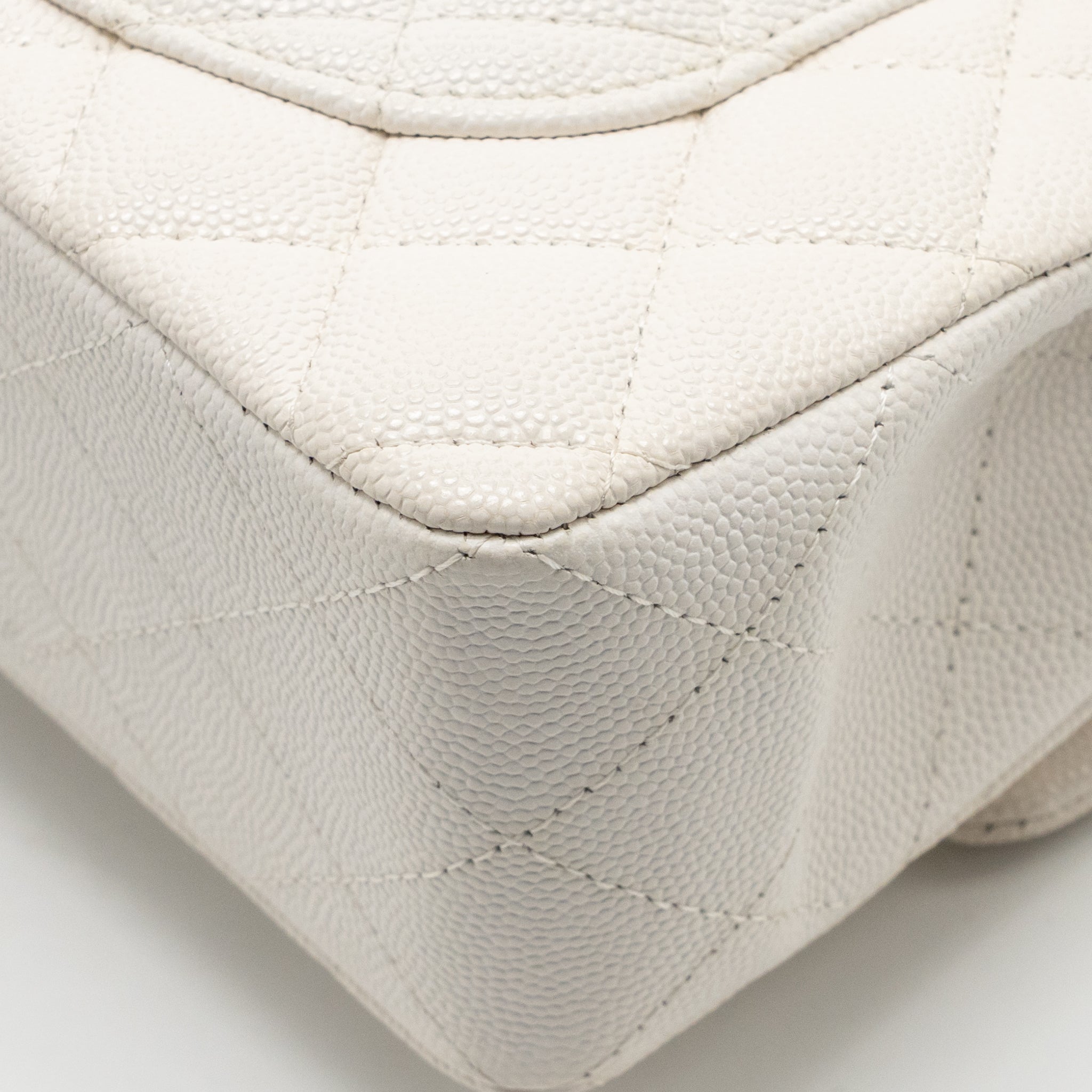 CHANEL SMALL CLASSIC DOUBLE FLAP BAG CAVIAR WHITE LGHW (MICROCHIP)