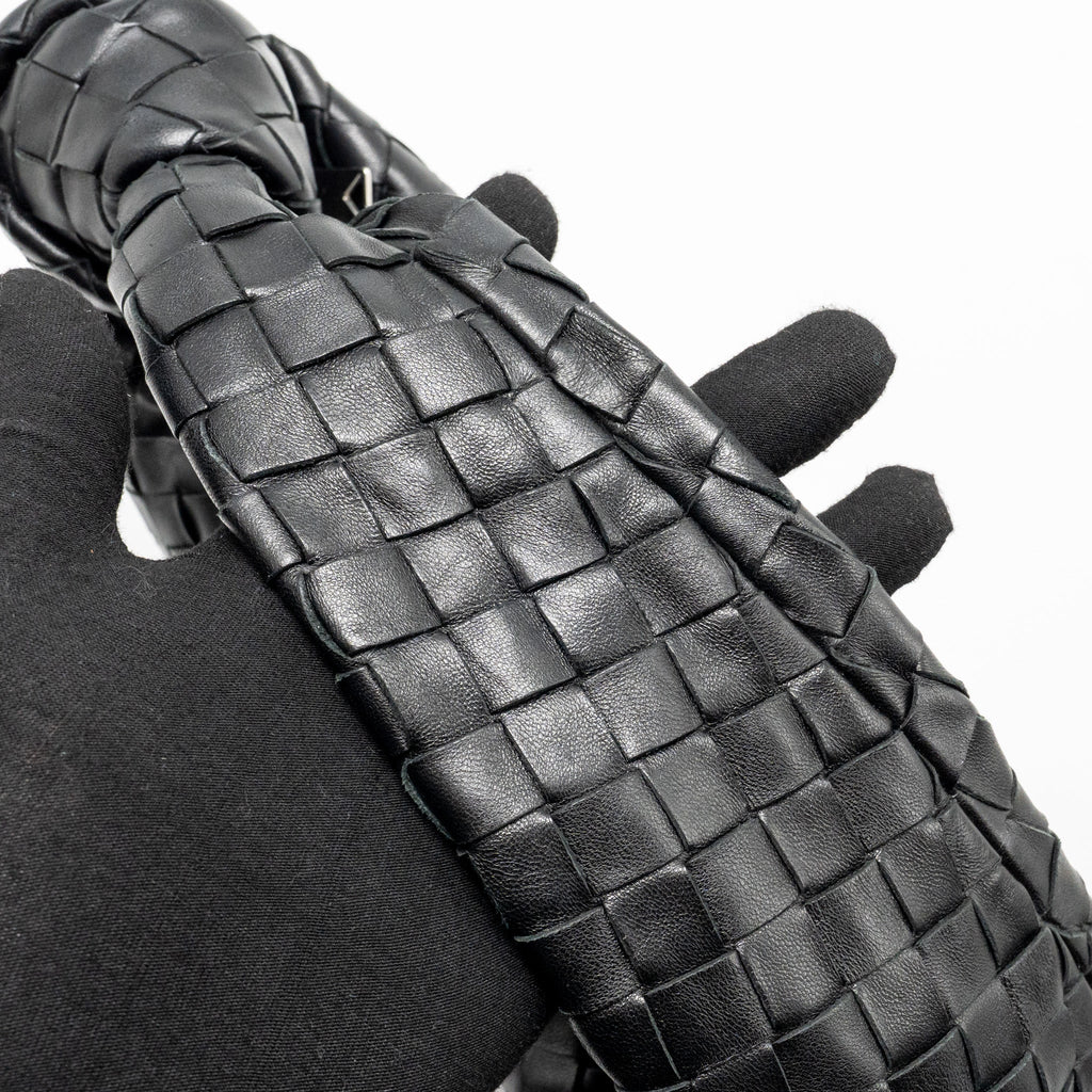 BOTTEGA VENETA SMALL JODIE LAMBSKIN BLACK SHW