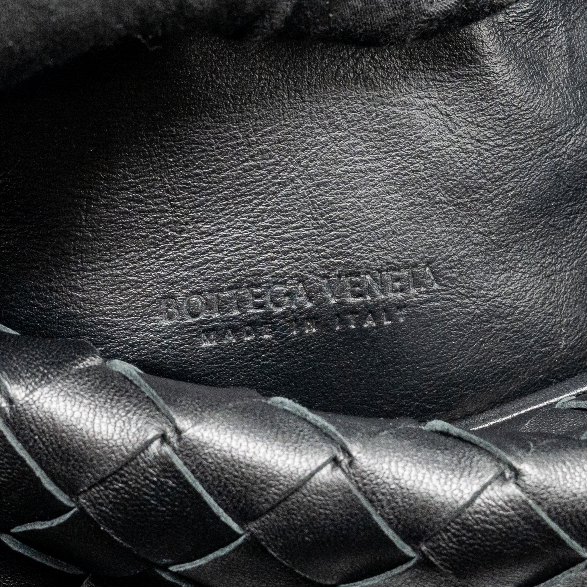 BOTTEGA VENETA SMALL JODIE LAMBSKIN BLACK SHW
