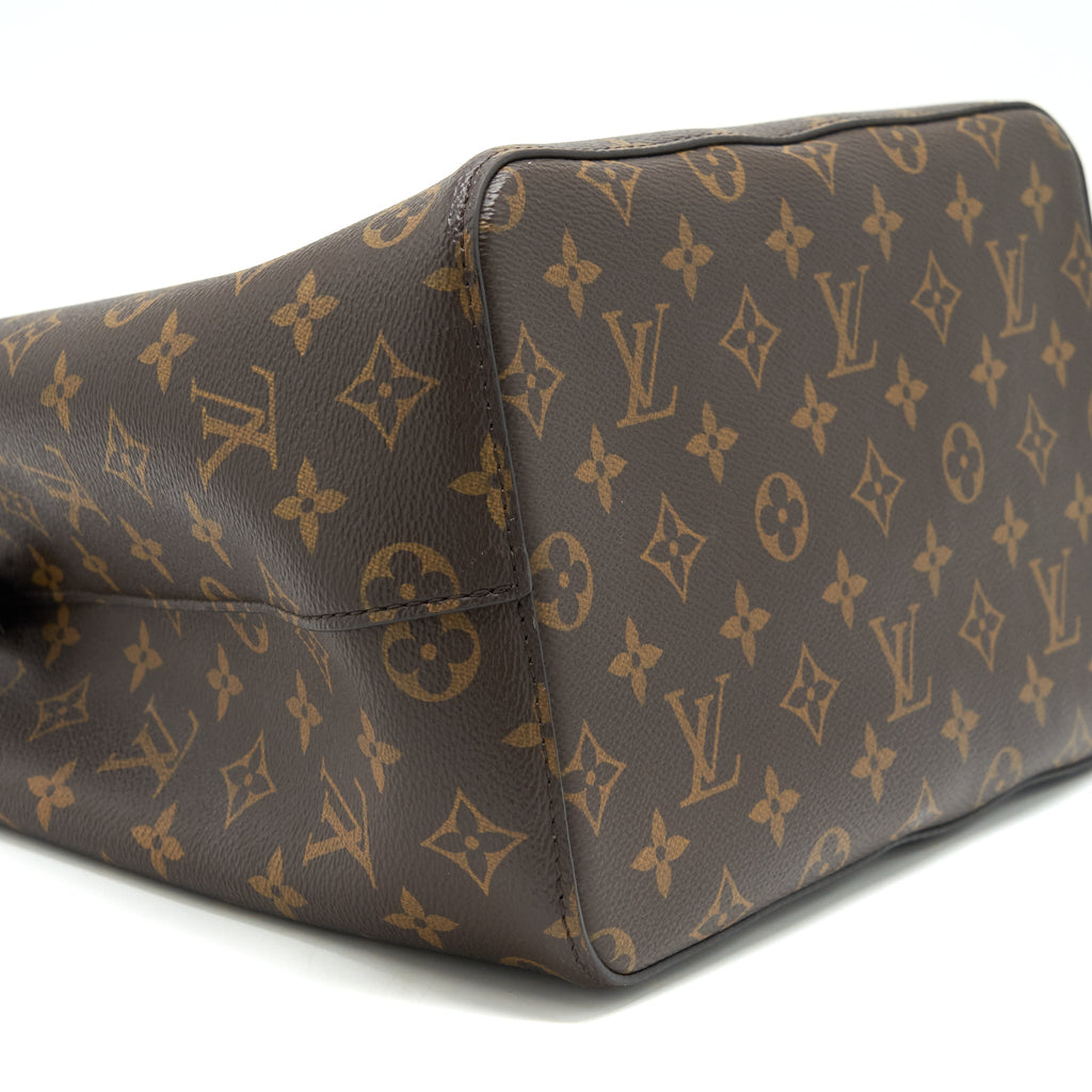 LOUIS VUITTON NEONOE MONOGRAM CANVAS GHW