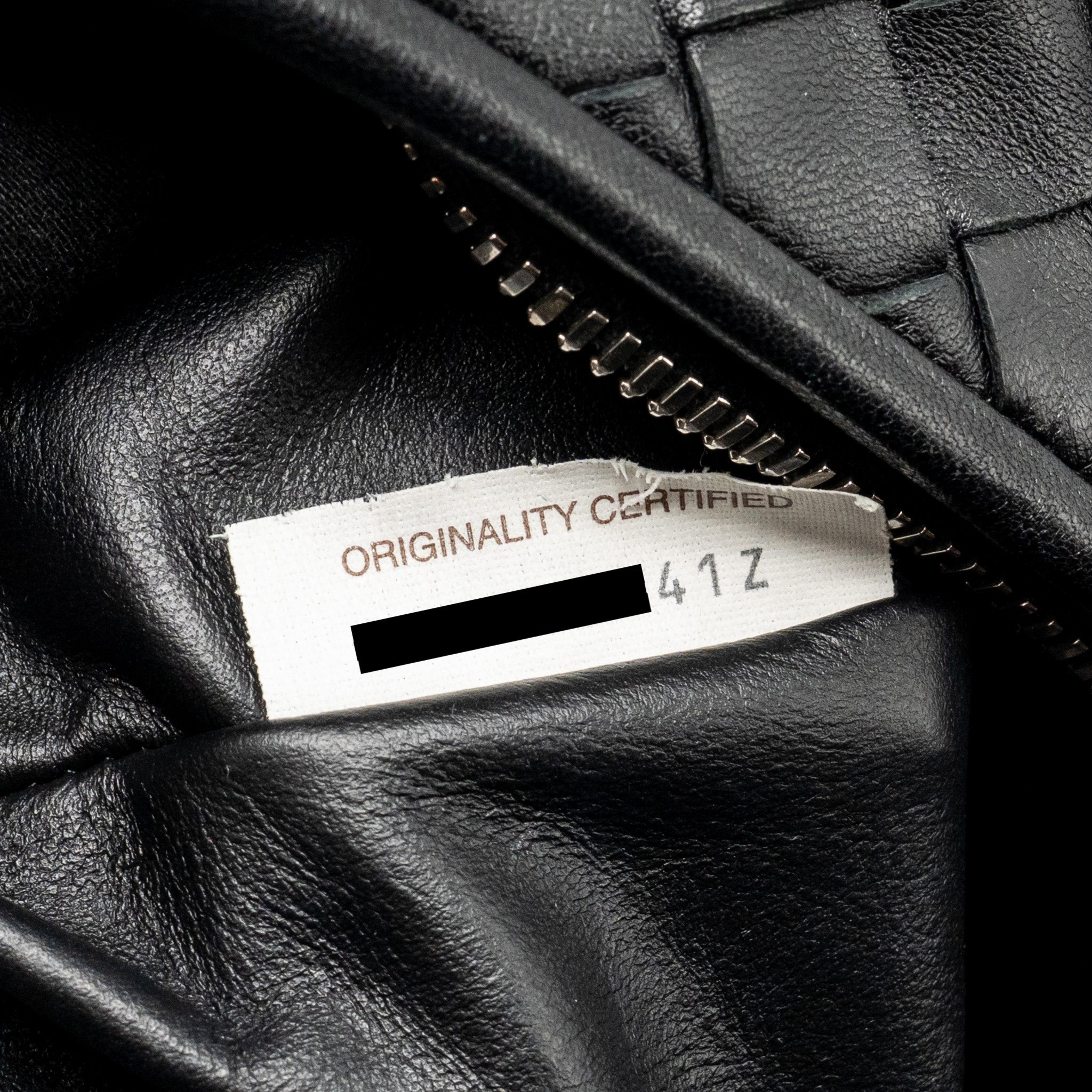 BOTTEGA VENETA SMALL JODIE LAMBSKIN BLACK SHW