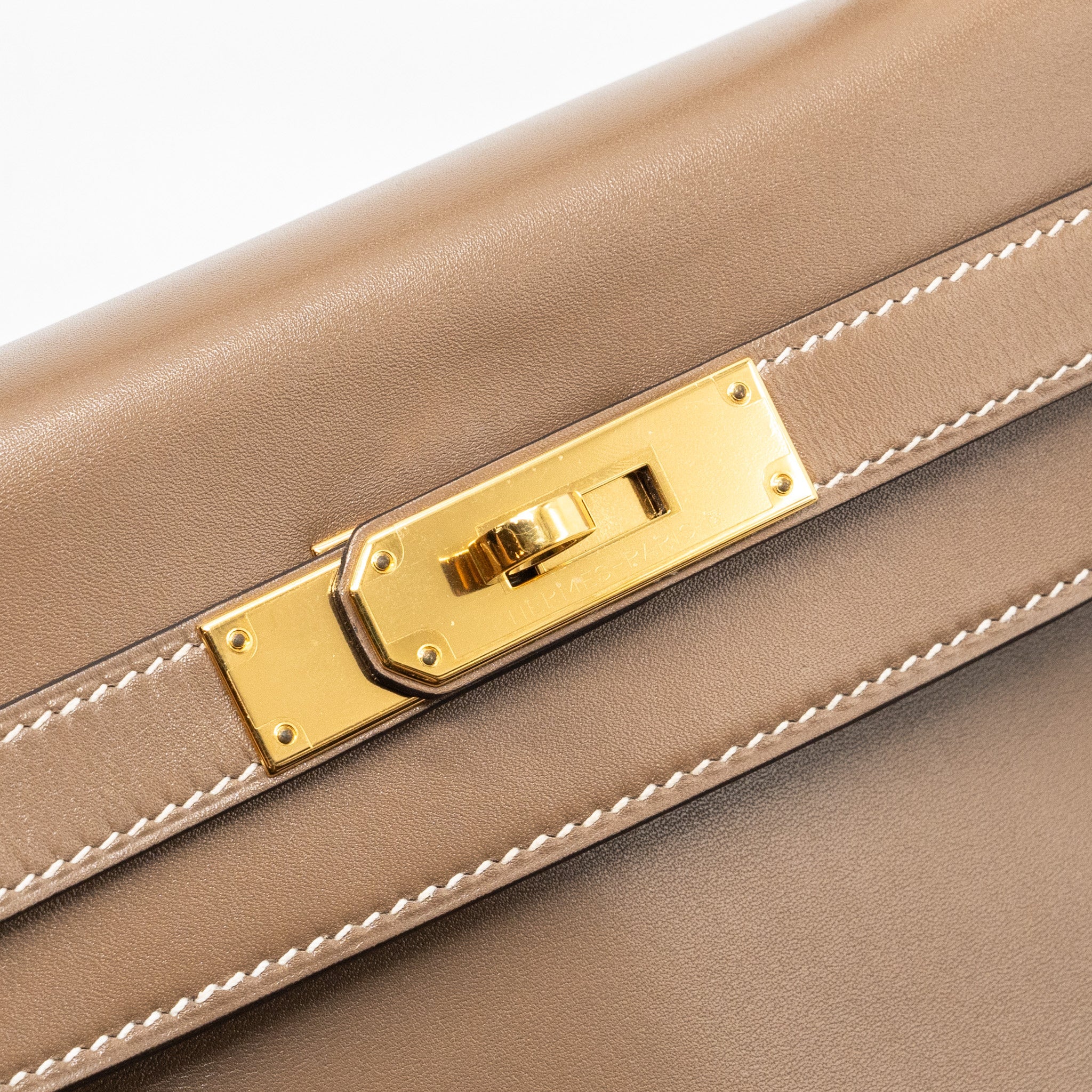 HERMES KELLY 28 TADELAKT ETOUPE GHW