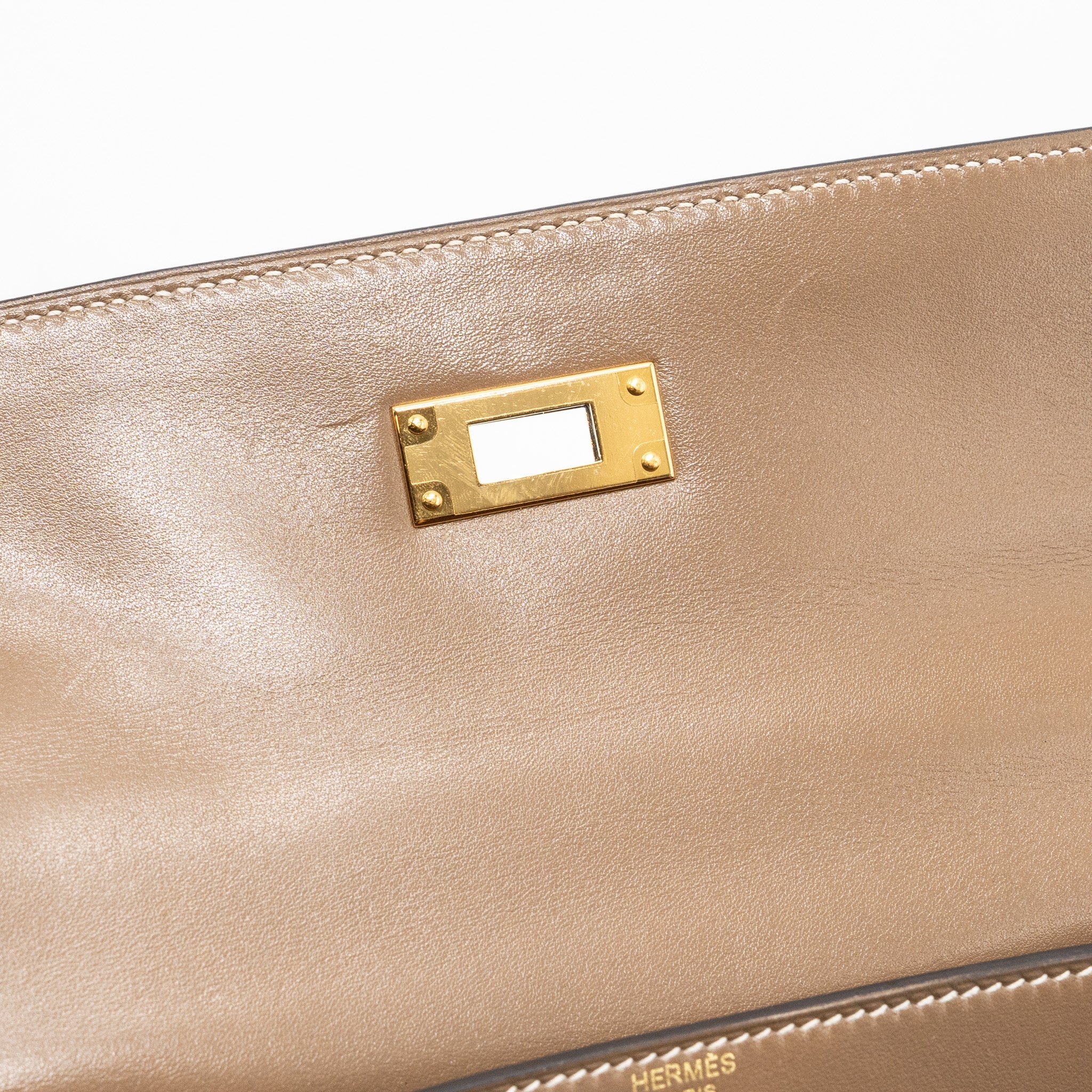 HERMES KELLY 28 TADELAKT ETOUPE GHW