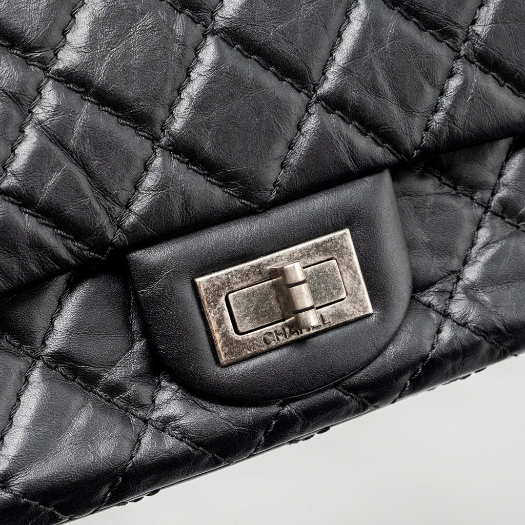 CHANEL SMALL 2.55 REISSUE FLAP BAG AGED CALFSKIN BLACK RUTHENIUM HARDWARE
