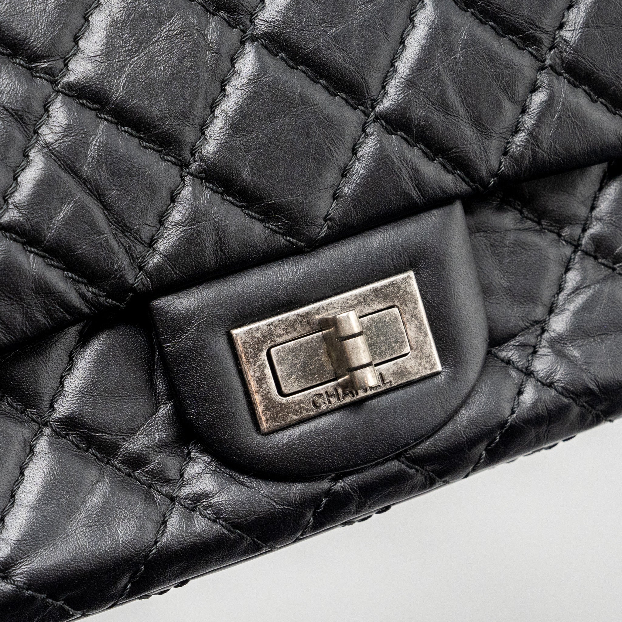 CHANEL SMALL 2.55 REISSUE FLAP BAG AGED CALFSKIN BLACK RUTHENIUM HARDWARE