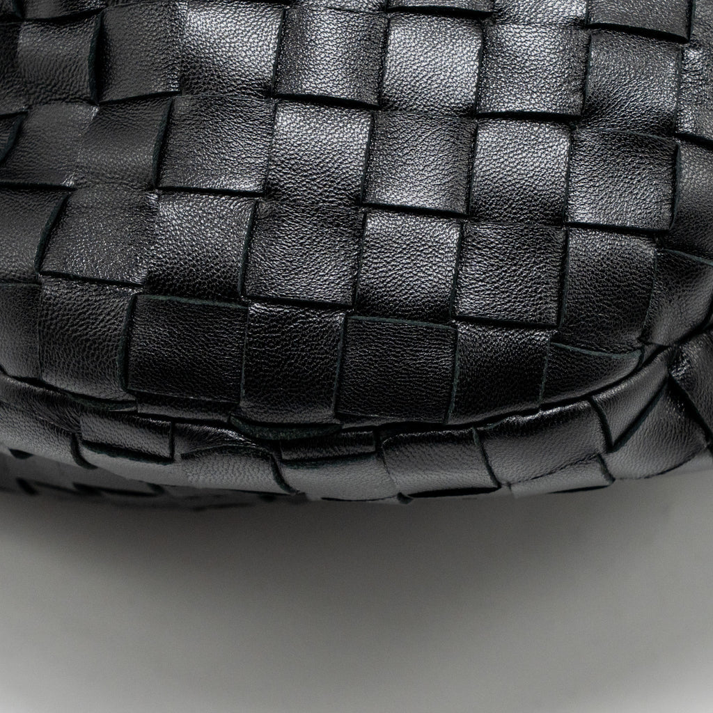 BOTTEGA VENETA SMALL JODIE INTRECCIATO LEATHER BLACK SHW