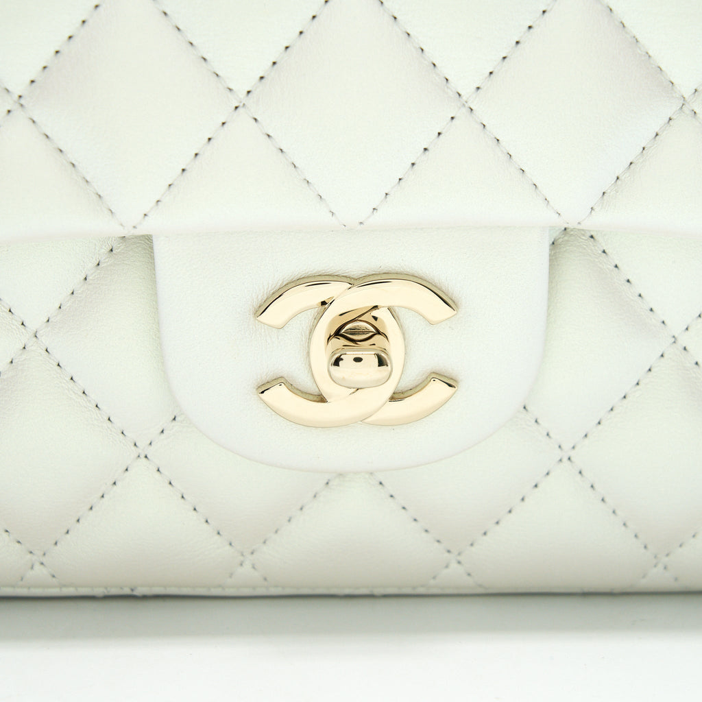 CHANEL MEDIUM S21 IRIDESCENT WHITE CLASSIC BAG