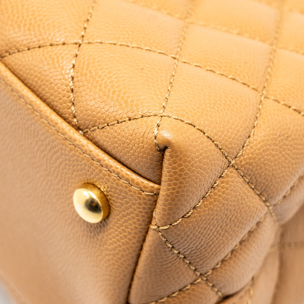 CHANEL MEDIUM COCO HANDLE CAVIAR DARK BEIGE GHW (MICROCHIP)