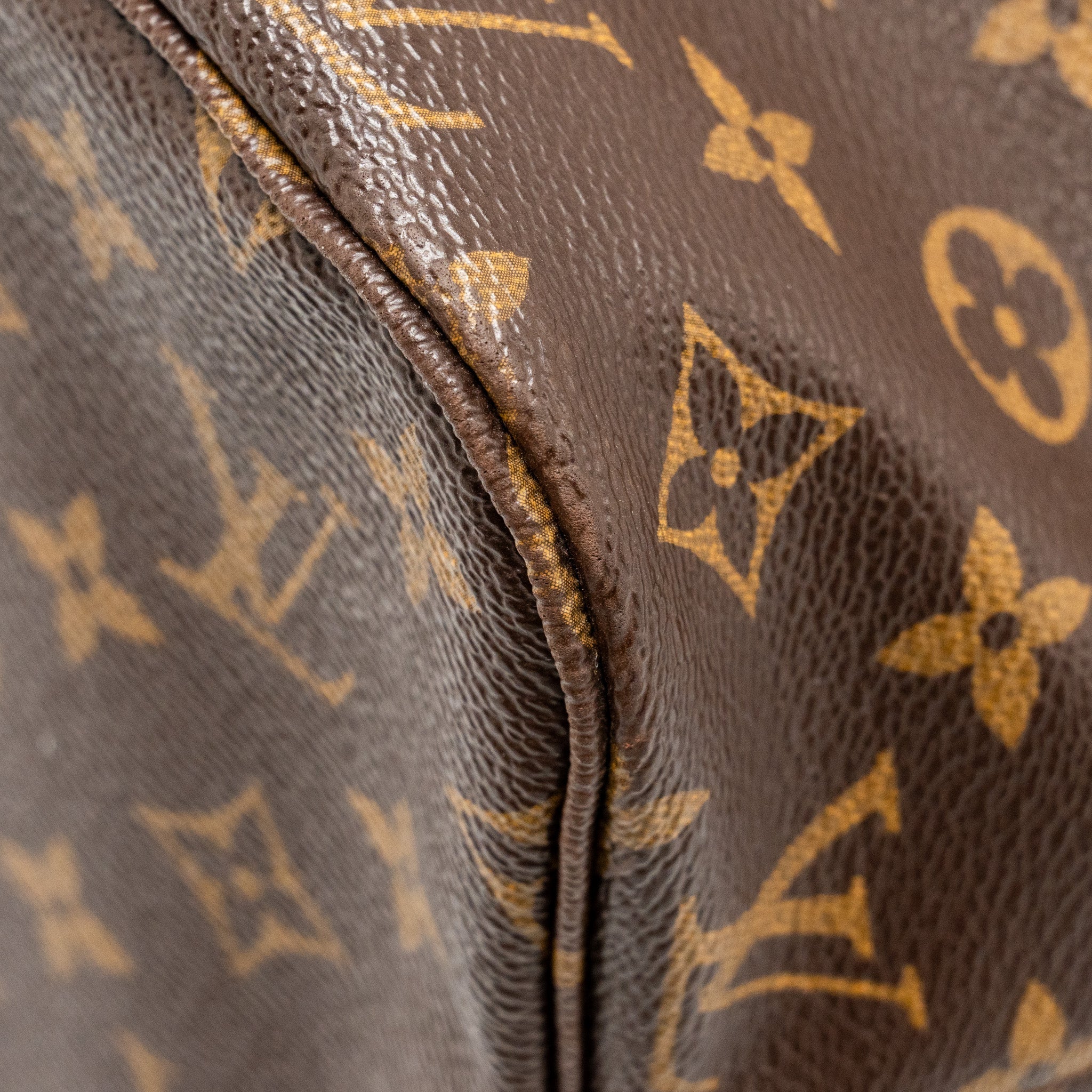 LOUIS VUITTON NEVERFULL MM MONOGRAM CANVAS GHW