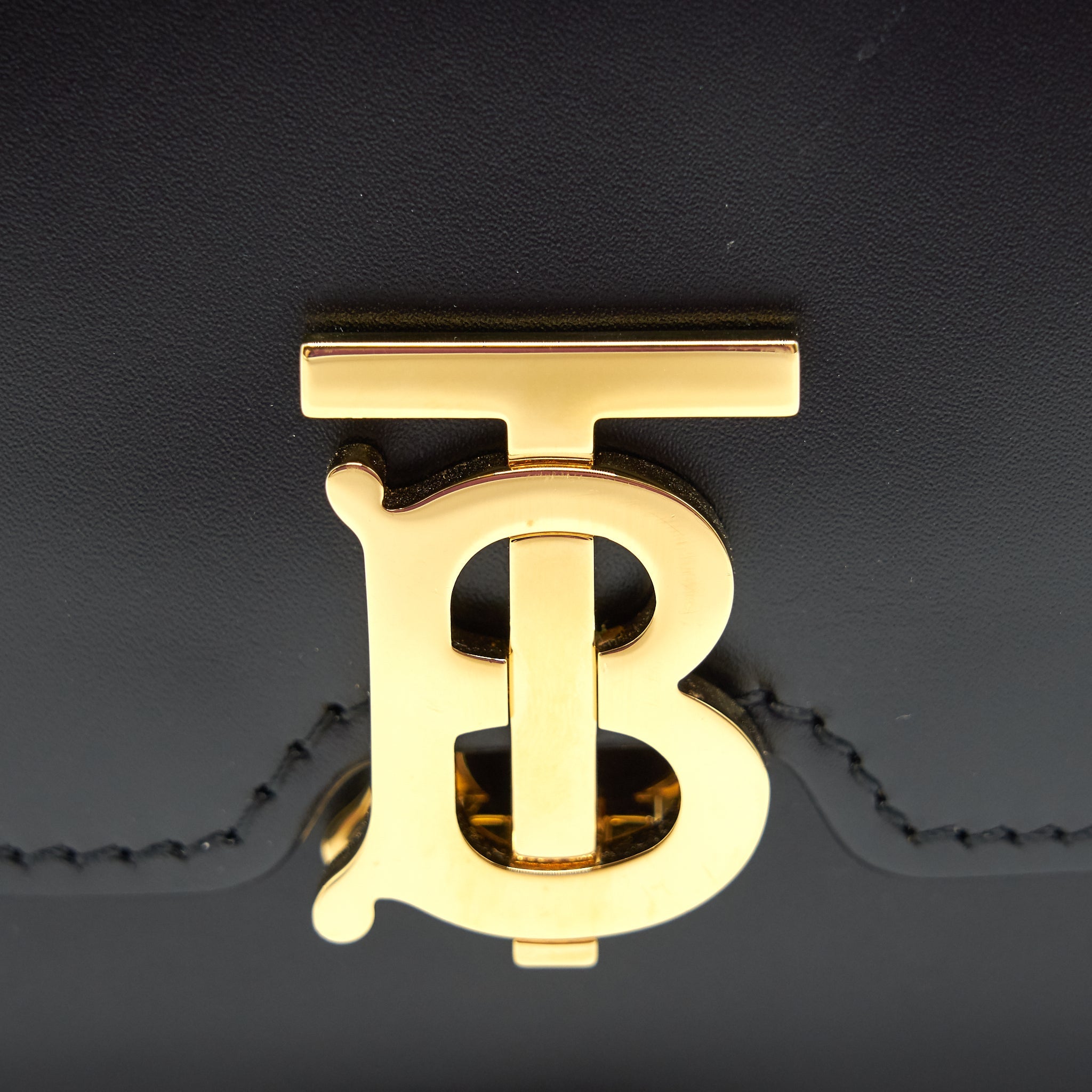 BURBERRY TB BELT BAG CALF SKIN
