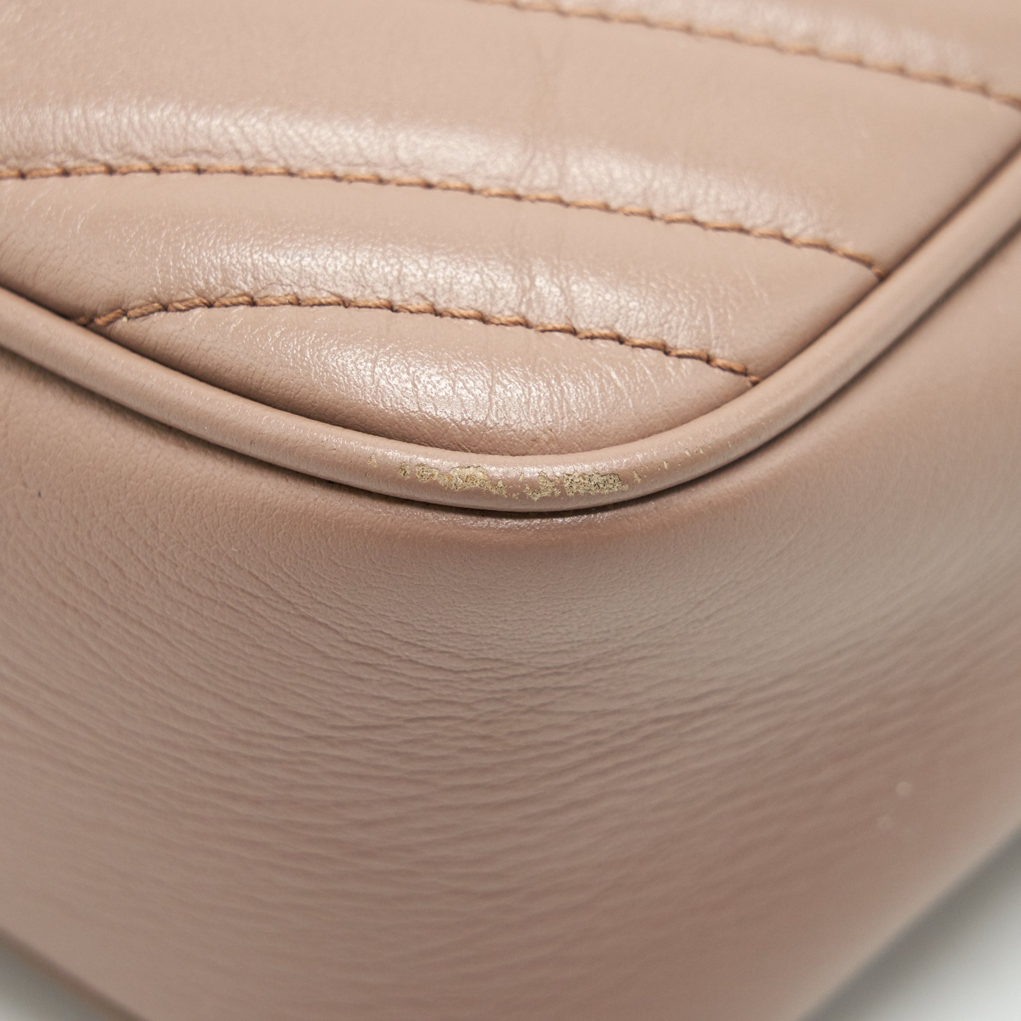 GUCCI GG MARMONT SMALL MATELASSE CAMERA BAG BEIGE GHW